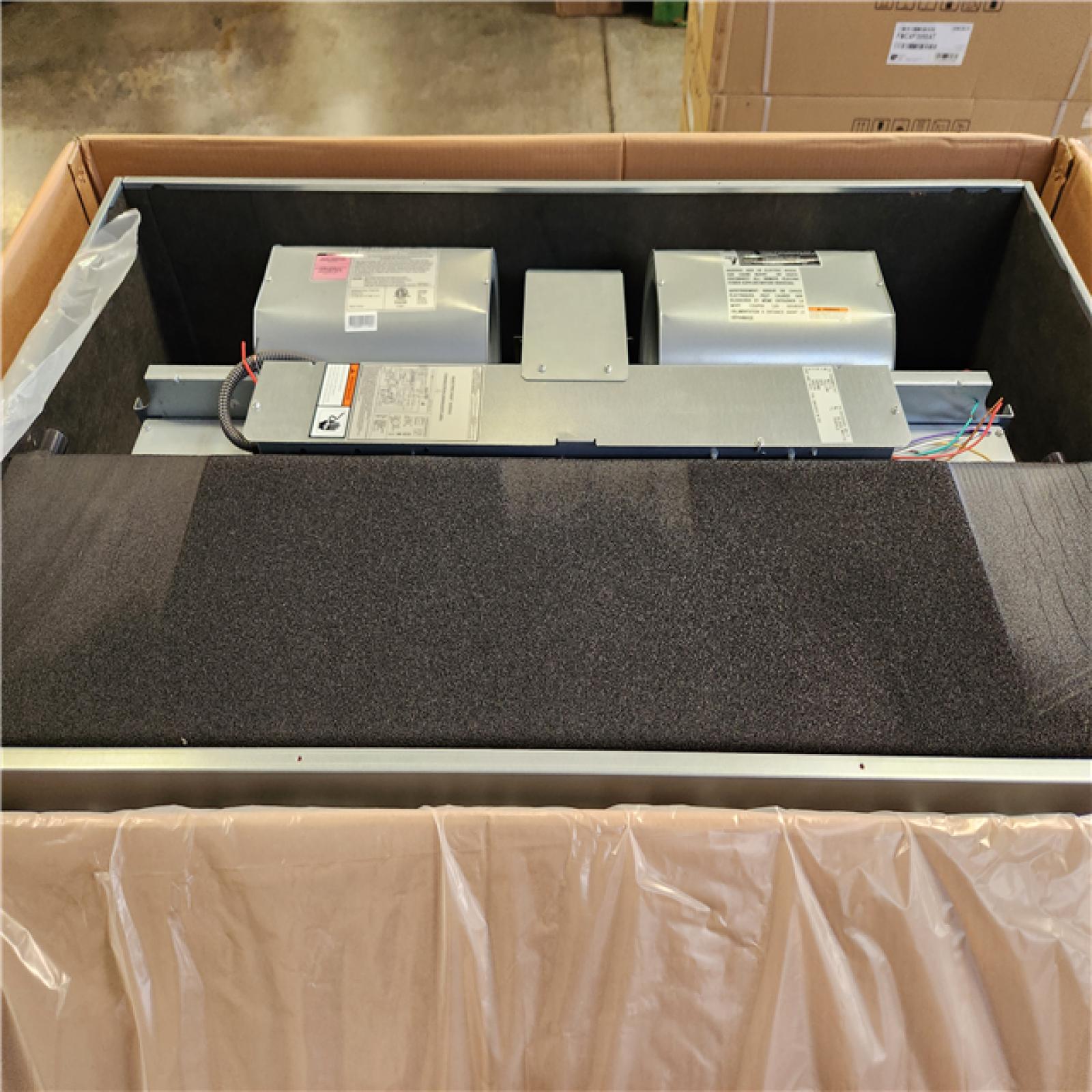 Phoenix Location NEW Fan coil, horizontal, cased, R410A, 2-1/2 tons, 208-230/1/60 Pallet (4-Total)