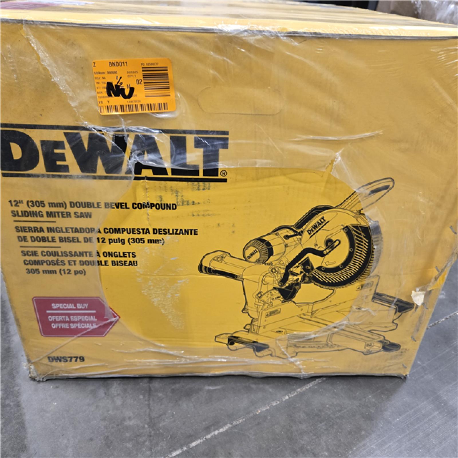 NEW DEWALT 15 Amp Corded 12 in. Double Bevel Sliding Compound Miter Saw, Blade Wrench and Material Clamp