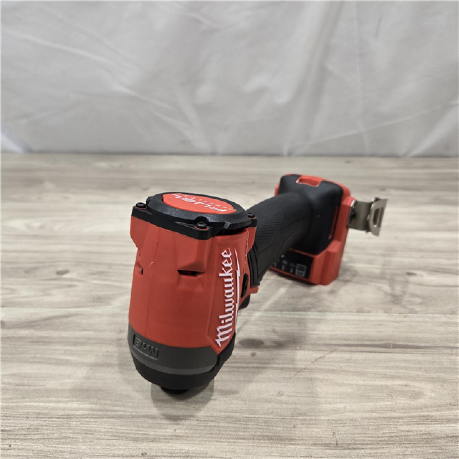 AS-IS Milwaukee 2953-22 M18 FUEL 1/4 Hex Impact Driver Kit