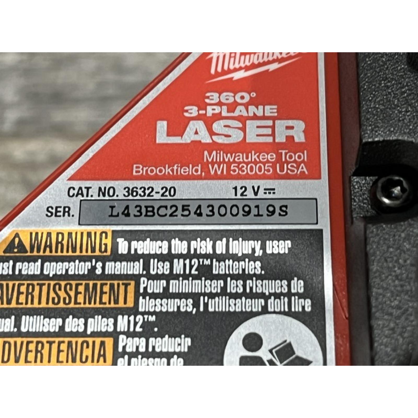 AS-IS Milwaukee 12-Volt Lithium-Ion Cordless Green 250 ft. 3-Plane Laser Level Kit