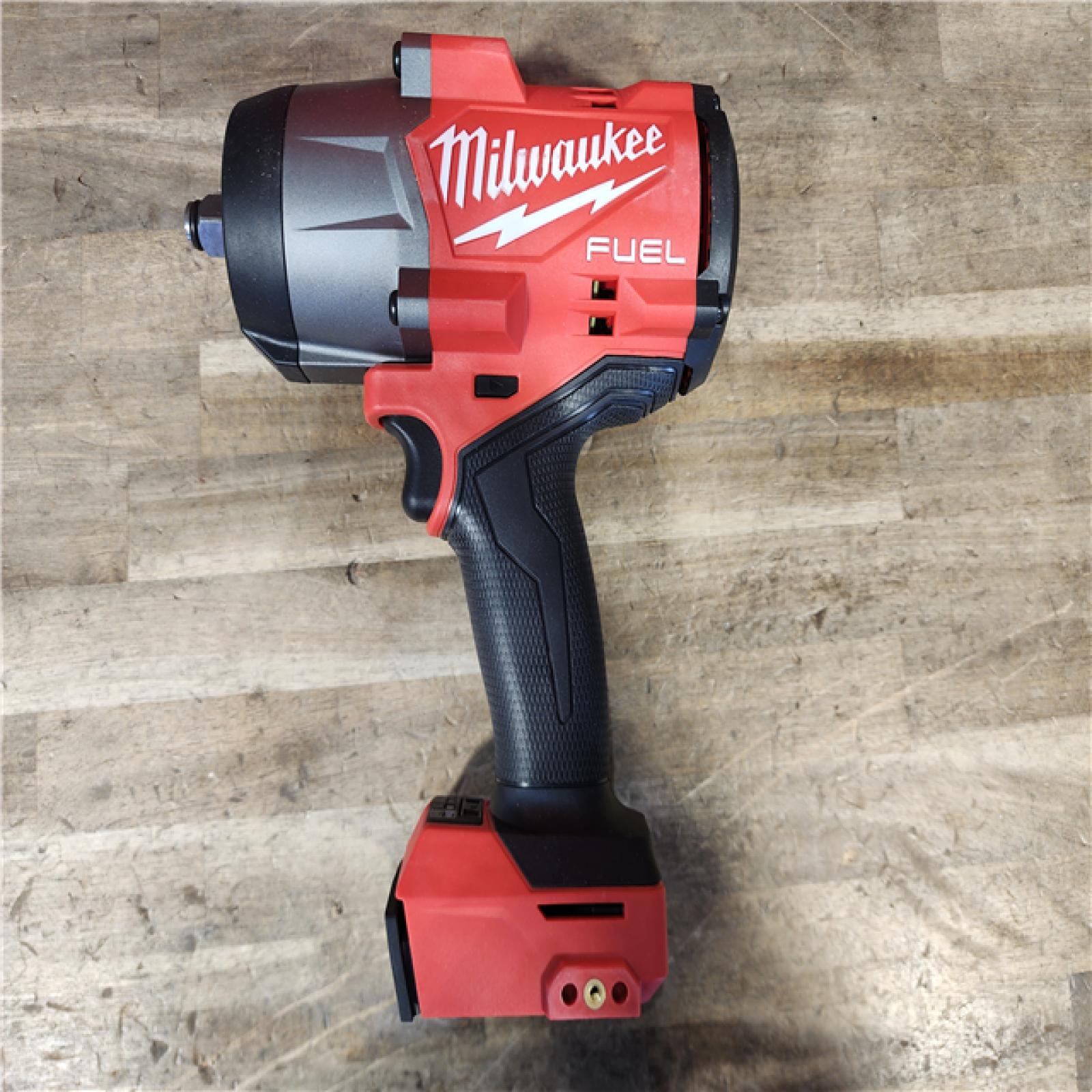 HOUSTON LOCATION - AS-IS Milwaukee M18 1/2 in. Cordless Brushless High Torque Impact Wrench Kit (Battery & Charger)