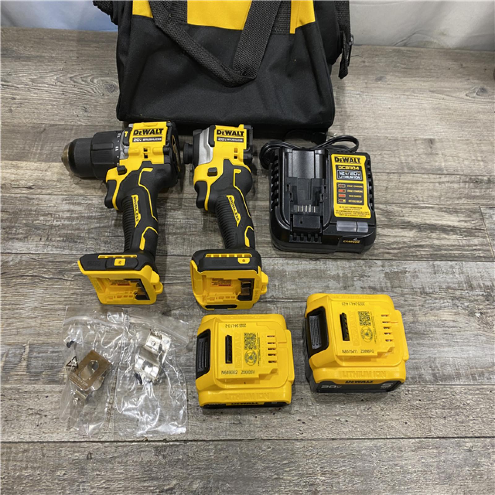 LIKE NEW - DEWALT ATOMIC 20V MAX Lithium-Ion Cordless 2-Tool Combo Kit