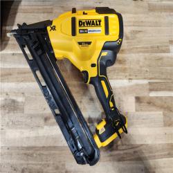 HOUSTON LOCATION - AS-IS DEWALT 20V MAX XR Lithium-Ion Cordless 2-1/2 in. 15-Gauge Finish Nailer Kit