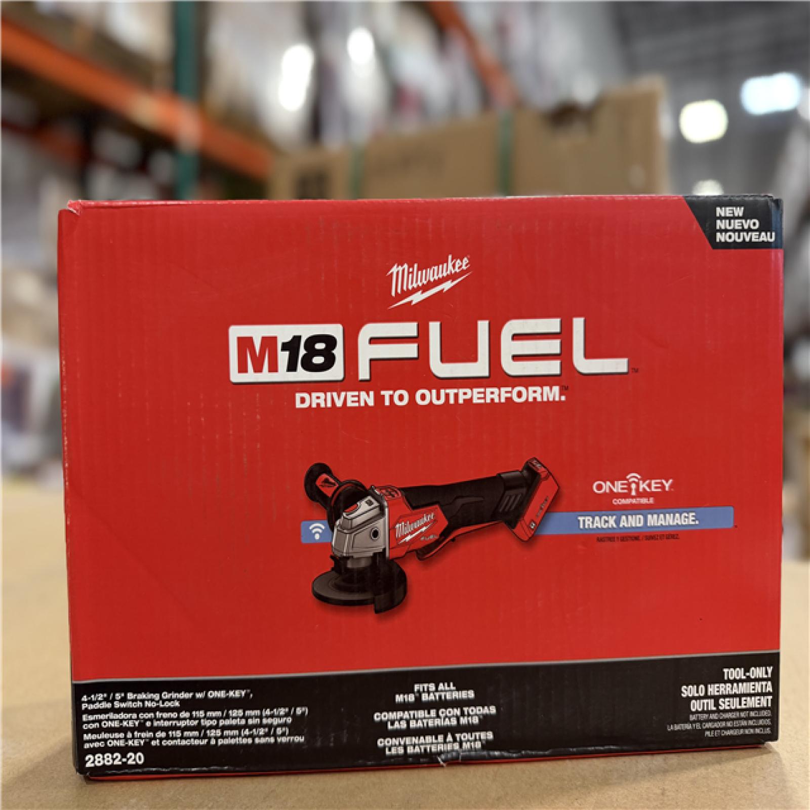 NEW! -Milwaukee M18 FUEL 18V Lithium-Ion Brushless Cordless 4-1/2 in./5 in. Braking Grinder With Paddle Switch (Tool-Only)