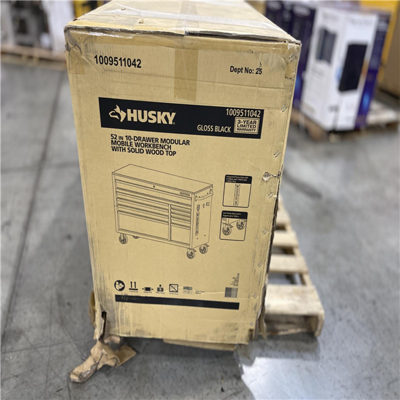 DALLAS LOCATION - AS-IS HUSKY 52IN 10-DRAWER WORKBENCH