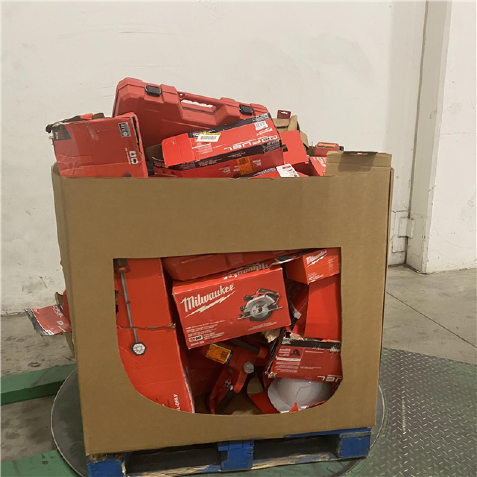 DALLAS LOCATION - AS-IS TOOL PALLET