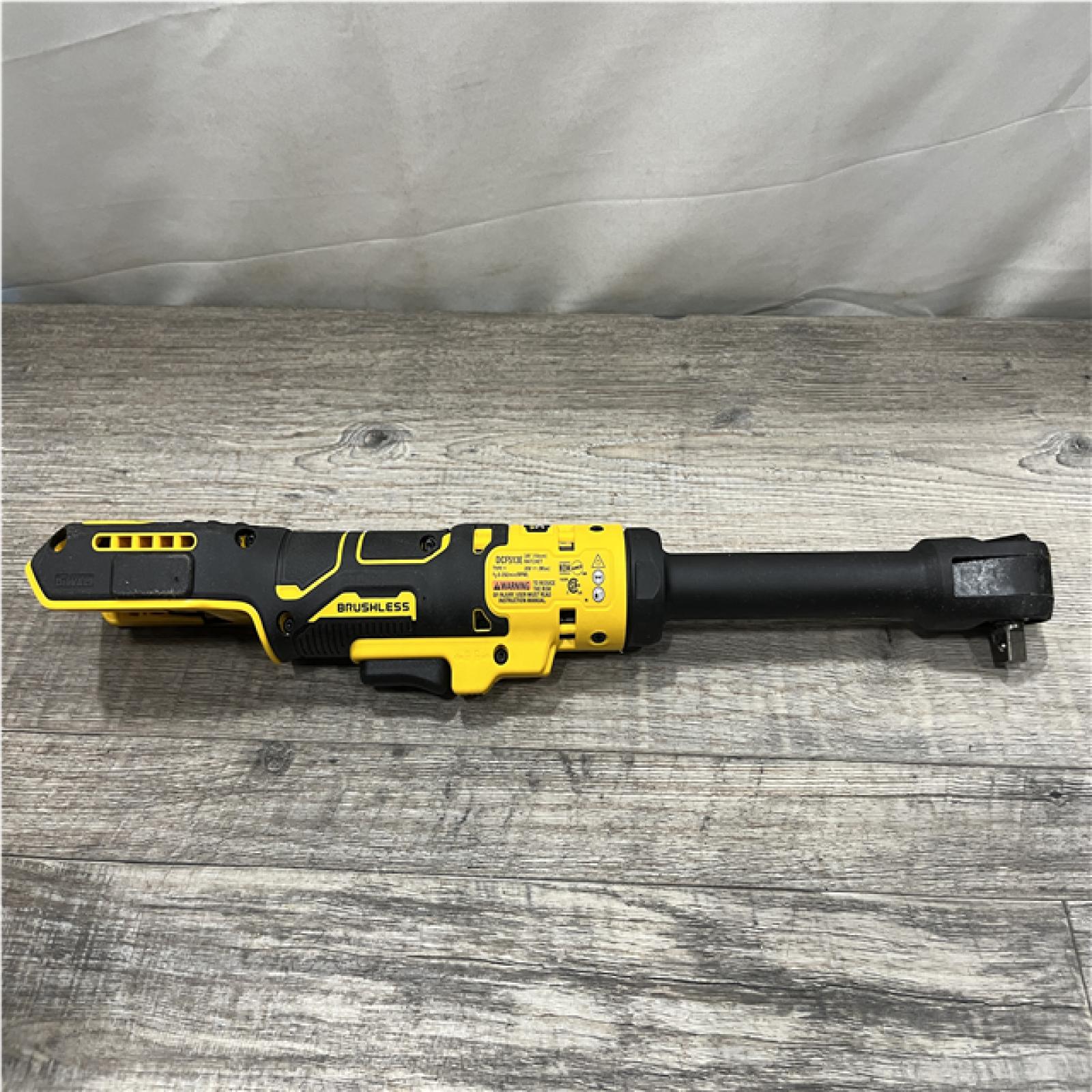AS-IS DEWALT ATOMIC 20V MAX 3/8 in. Extended Reach Cordless Ratchet (Tool Only)