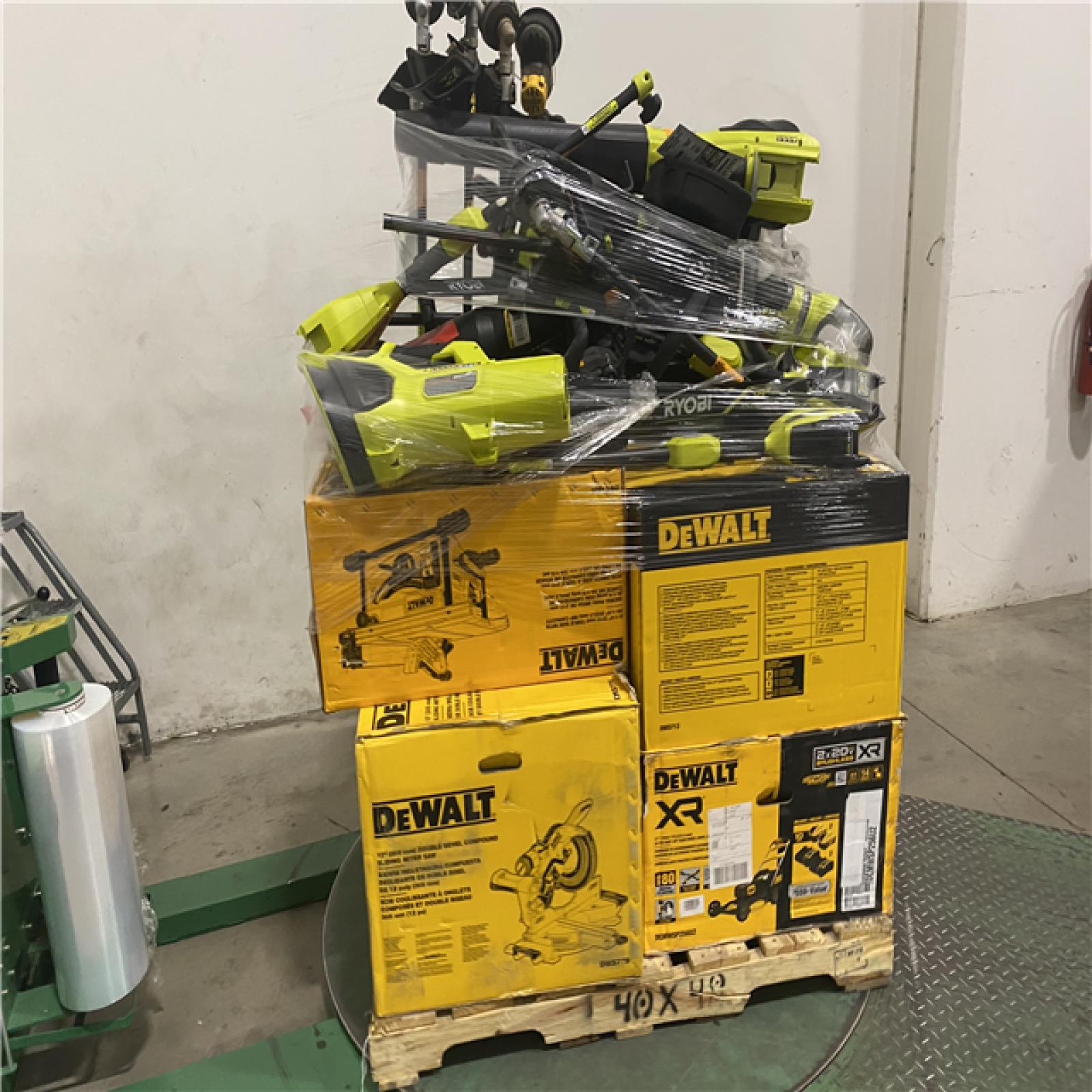 Dallas Location - As-Is Tool Pallet