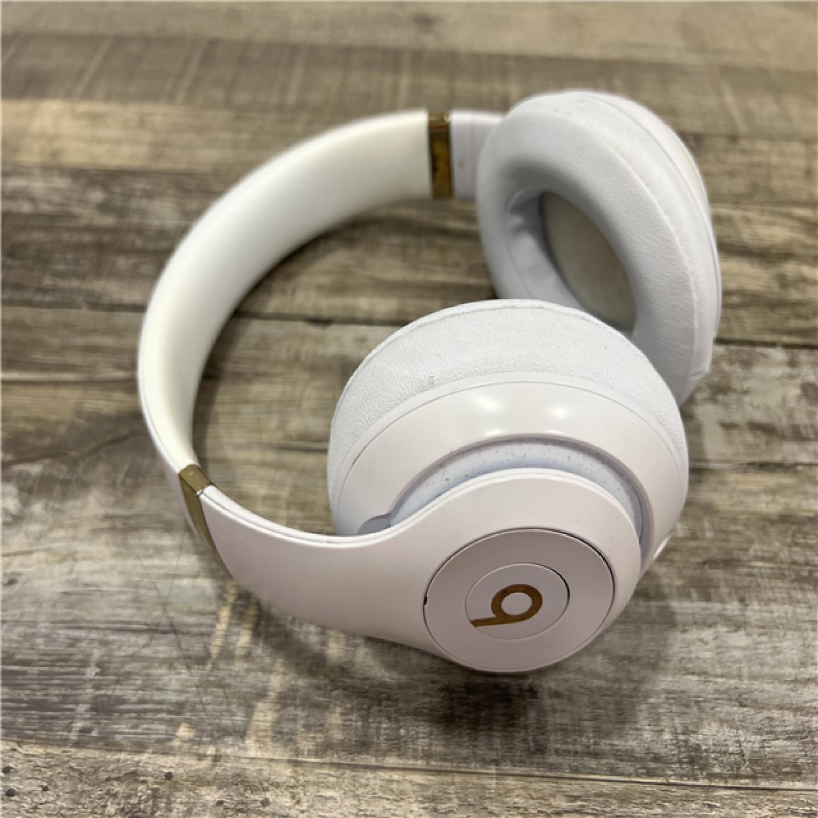 AS-IS Beats by Dr. Dre Studio3 Wireless Headphones MX3Y2LL/A