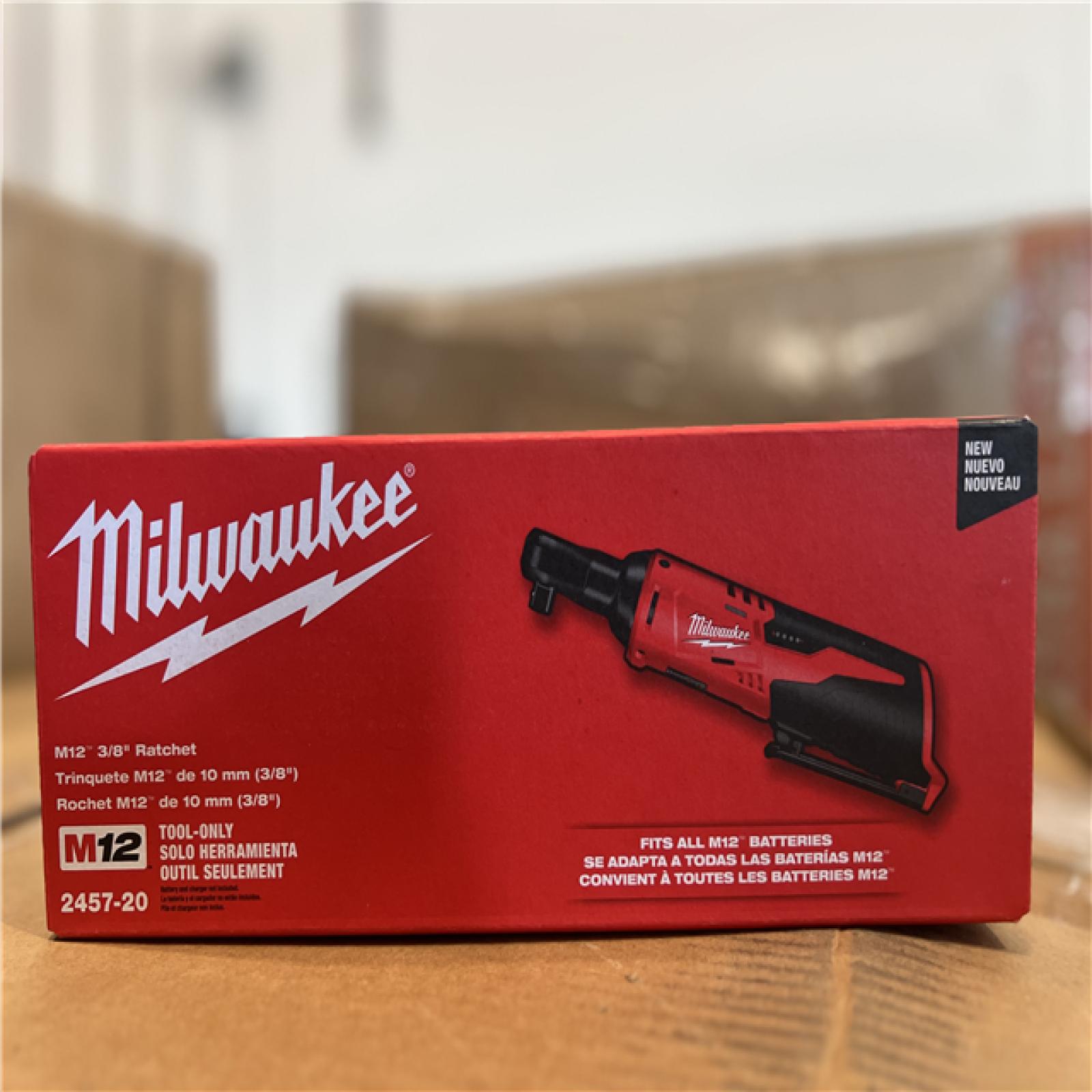 NEW! - Milwaukee M12 12V Lithium-Ion Cordless 3/8 in. Ratchet (Tool-Only)