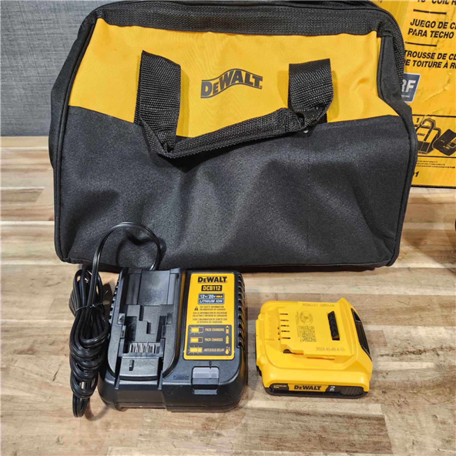 HOUSTON LOCATION - AS-IS DEWALT 20V MAX Lithium-Ion 15-Degree Electric Cordless Roofing Nailer Kit