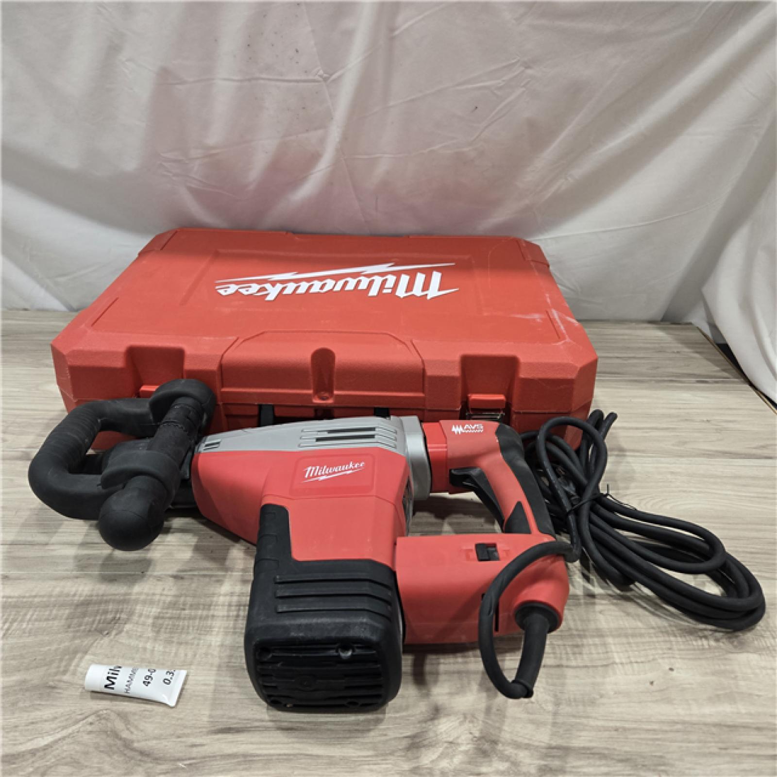 AS-IS Milwaukee 5446-21 SDS MAX Demolition Hammer