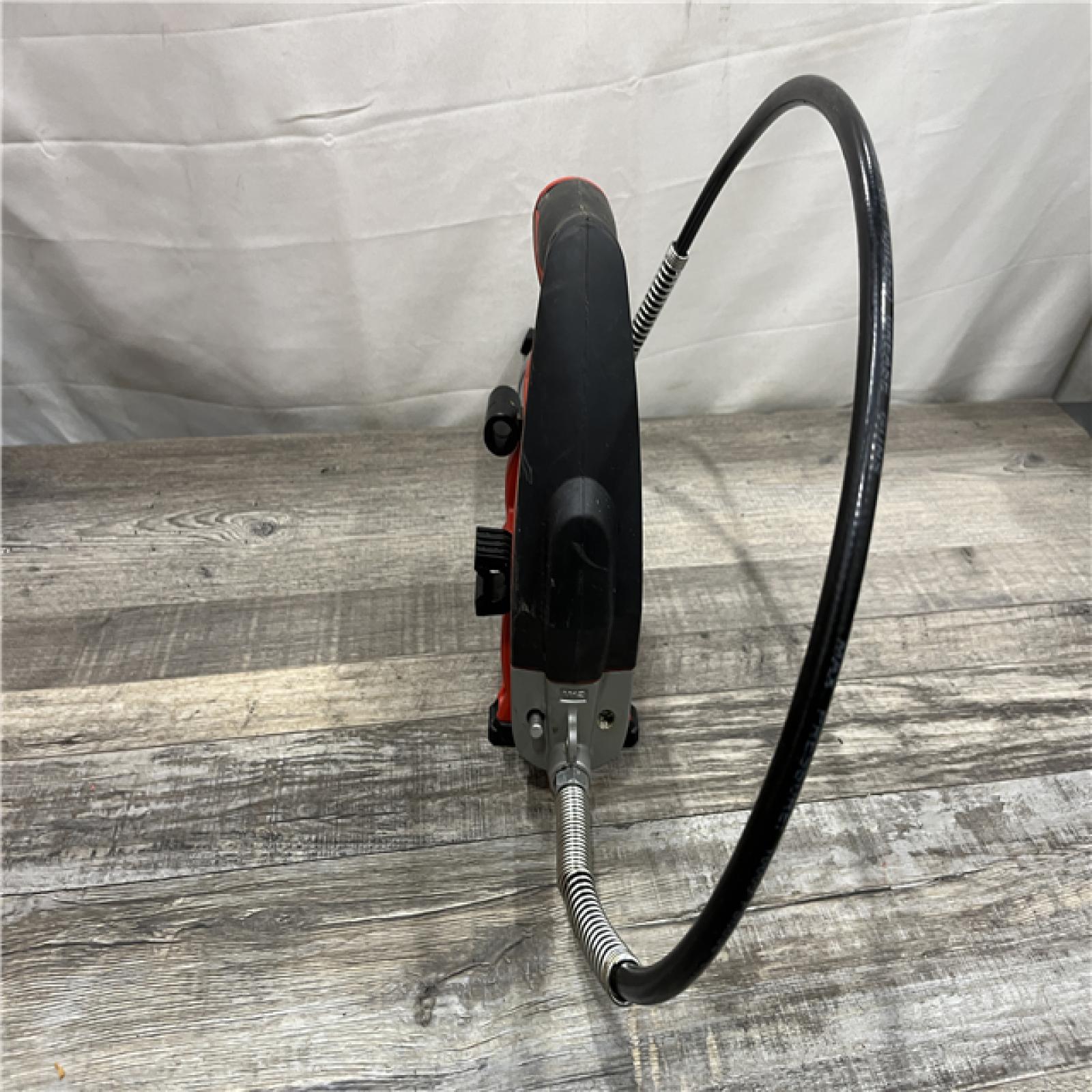 AS-IS Milwaukee 12V Lithium-Ion Cordless Grease Gun (Tool-Only)