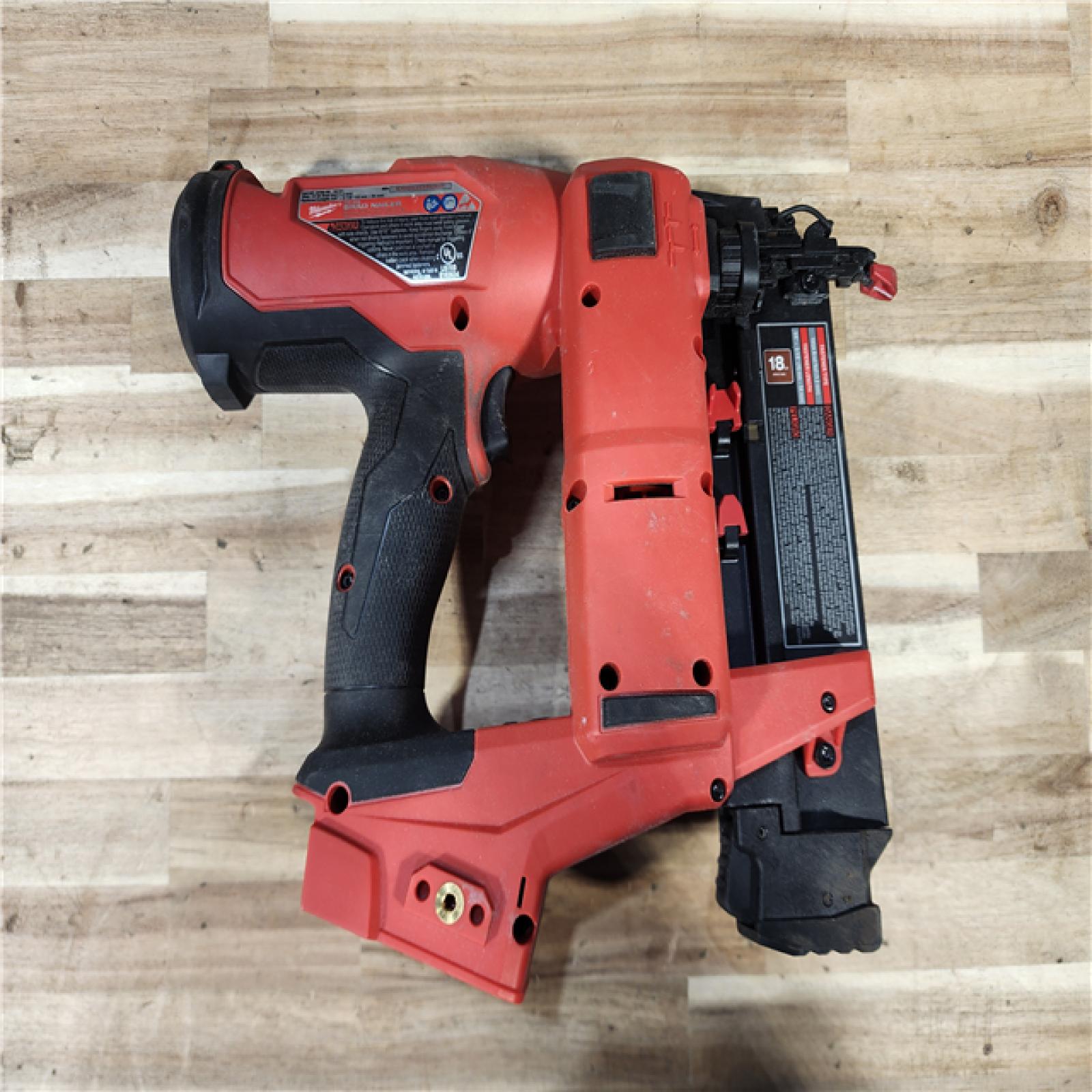 HOUSTON LOCATION - AS-IS Milwaukee  FUEL 18-Volt Lithium-Ion Brushless Cordless Gen II 18-Gauge Brad Nailer (Tool-Only)