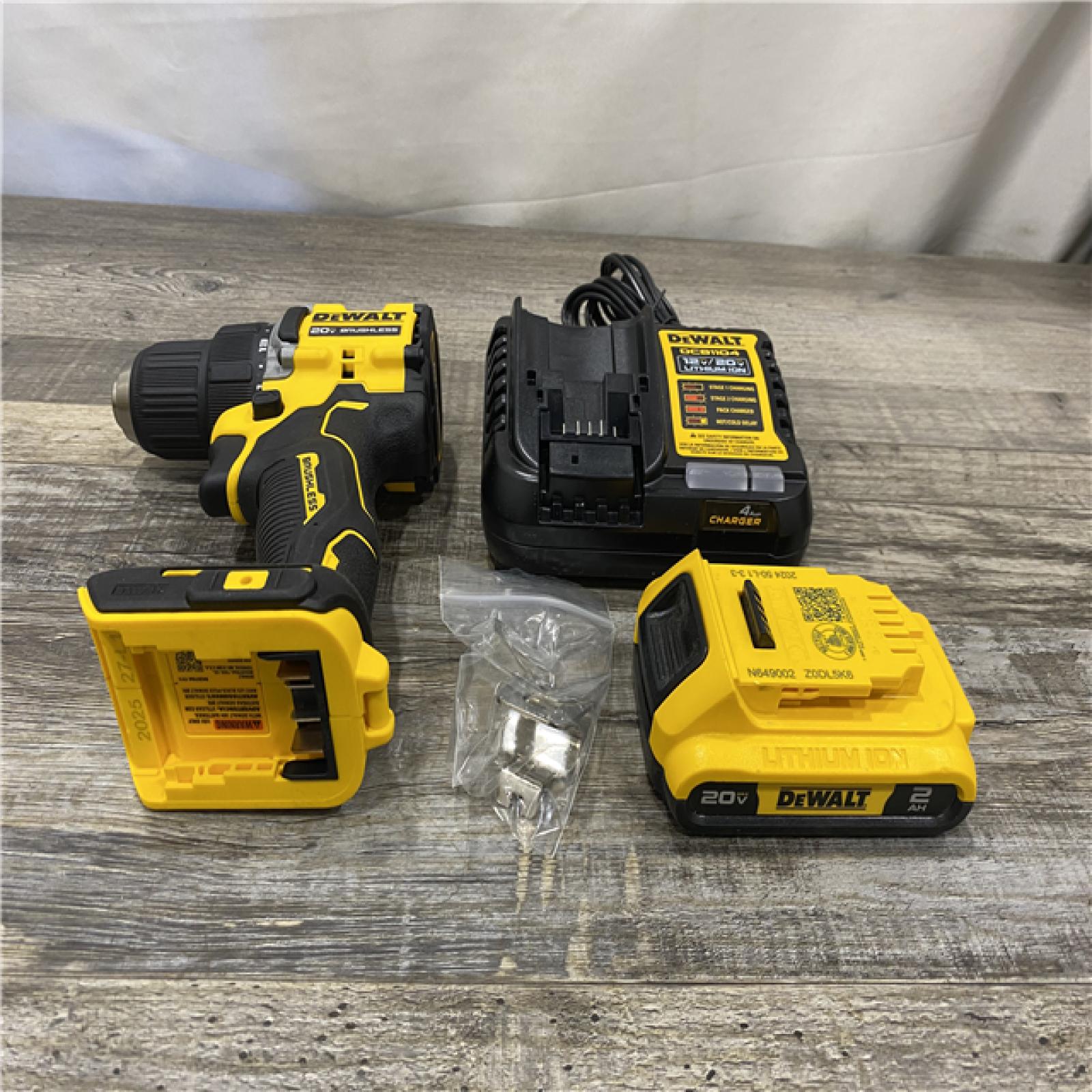 AS-IS DEWALT Atomic 20V Lithium-Ion Cordless Compact 1/2 in. Drill/Driver Kit