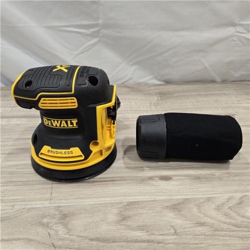 LIKE NEW! - DEWALT 20V MAX XR Cordless Random Orbital Sander (Tool Only)