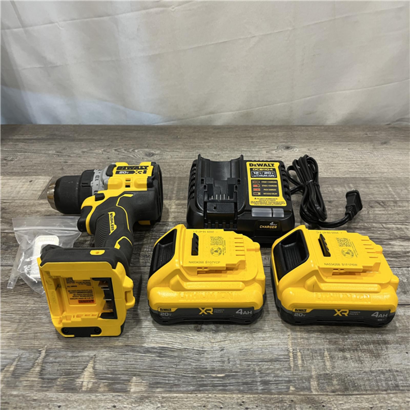 AS-IS DEWALT 20V XR Lithium-Ion Cordless Brushless 1/2 in. Drill/Driver Kit