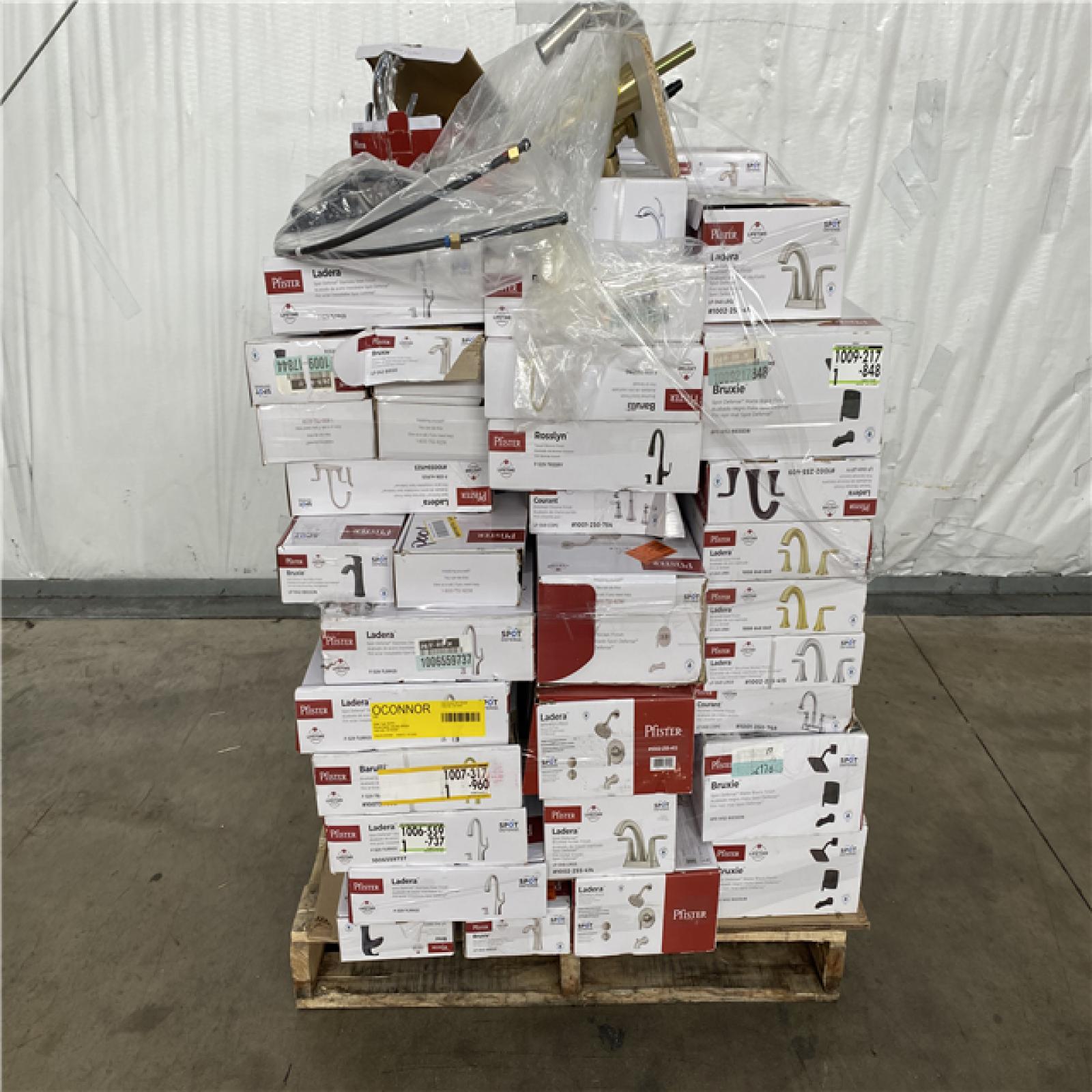 Houston Location AS IS - Pfister Bathroom Faucets