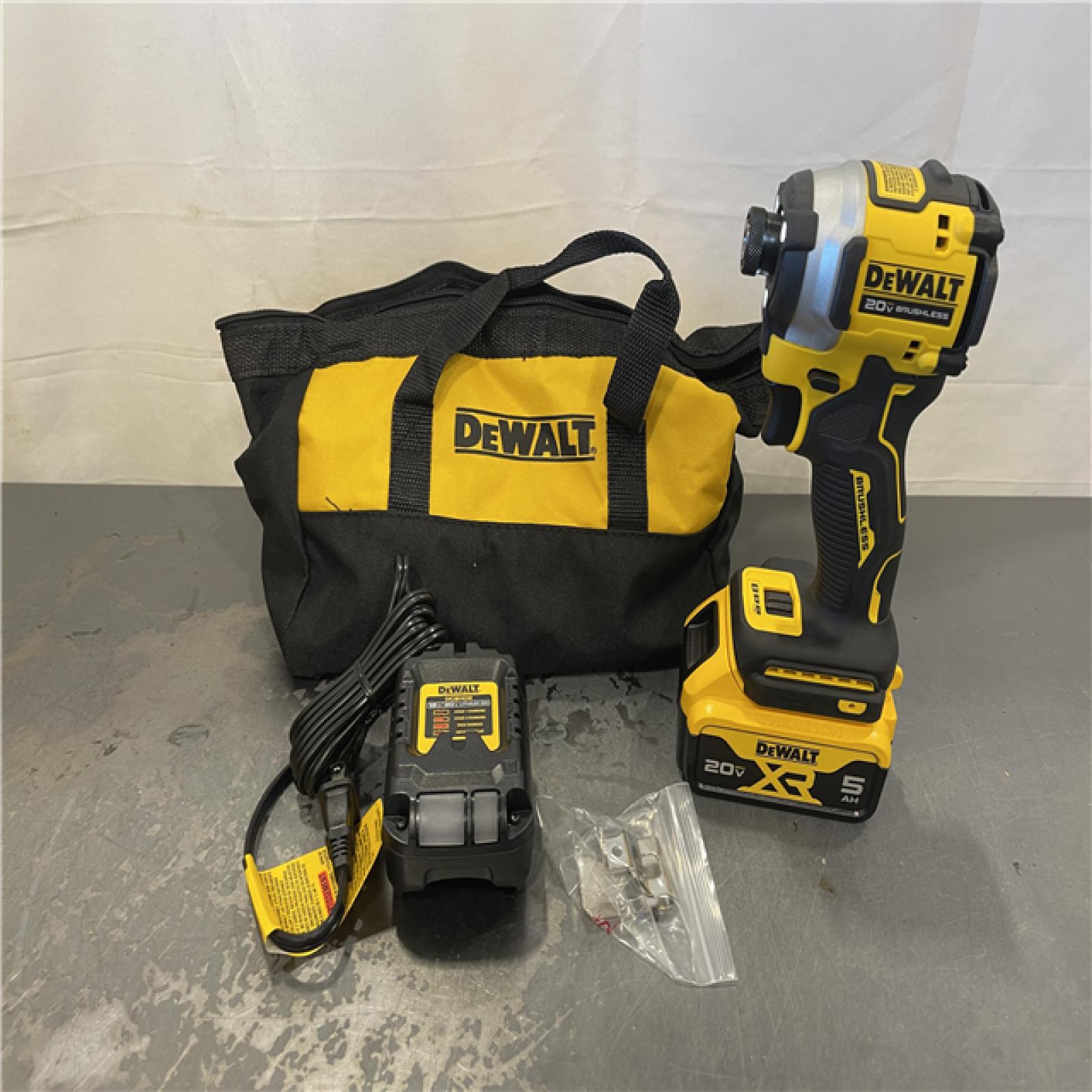 AS-IS - DEWALT ATOMIC 20V MAX Lithium-Ion Cordless 1/4 in. Brushless Impact Driver Kit