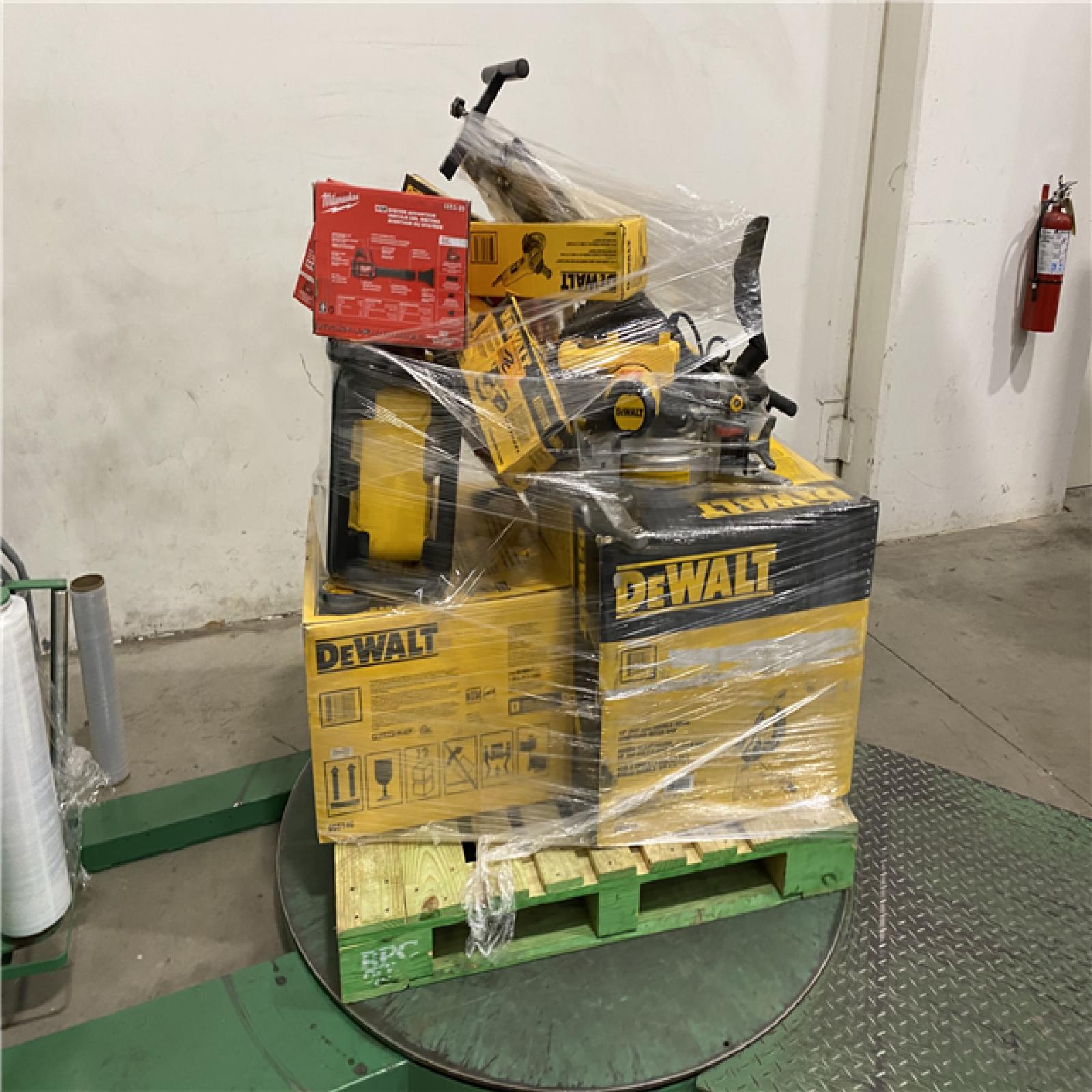 Dallas Location - As-Is Tool Pallet