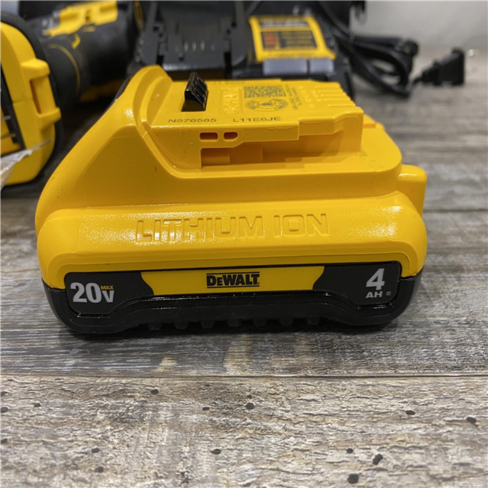 AS-IS DEWALT ATOMIC 20V Cordless 1/2 in. Compact Hammer Drill Kit