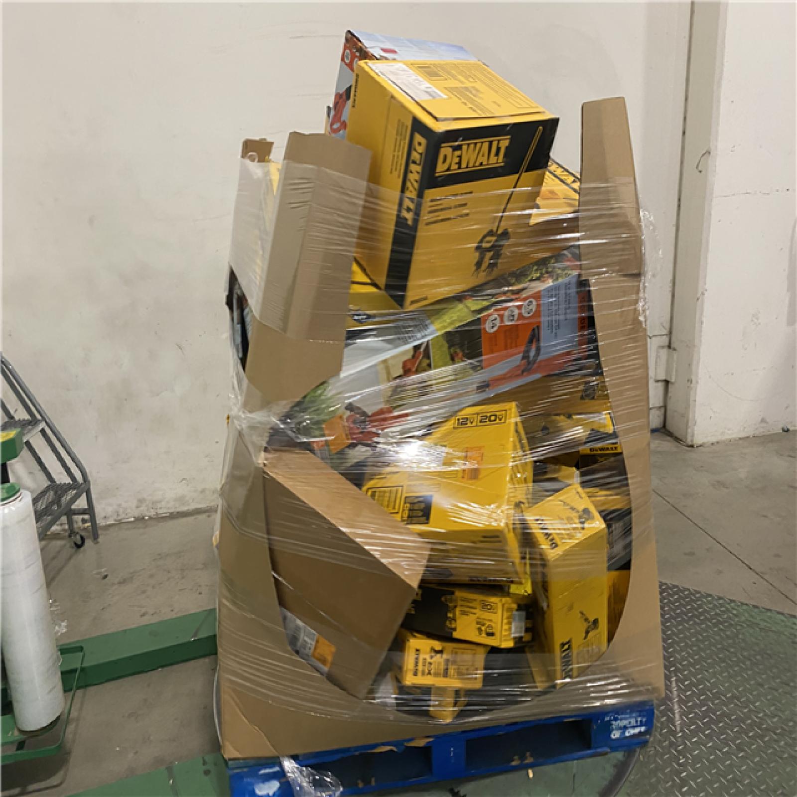 Dallas Location - As-Is DEWALT Tool Pallet