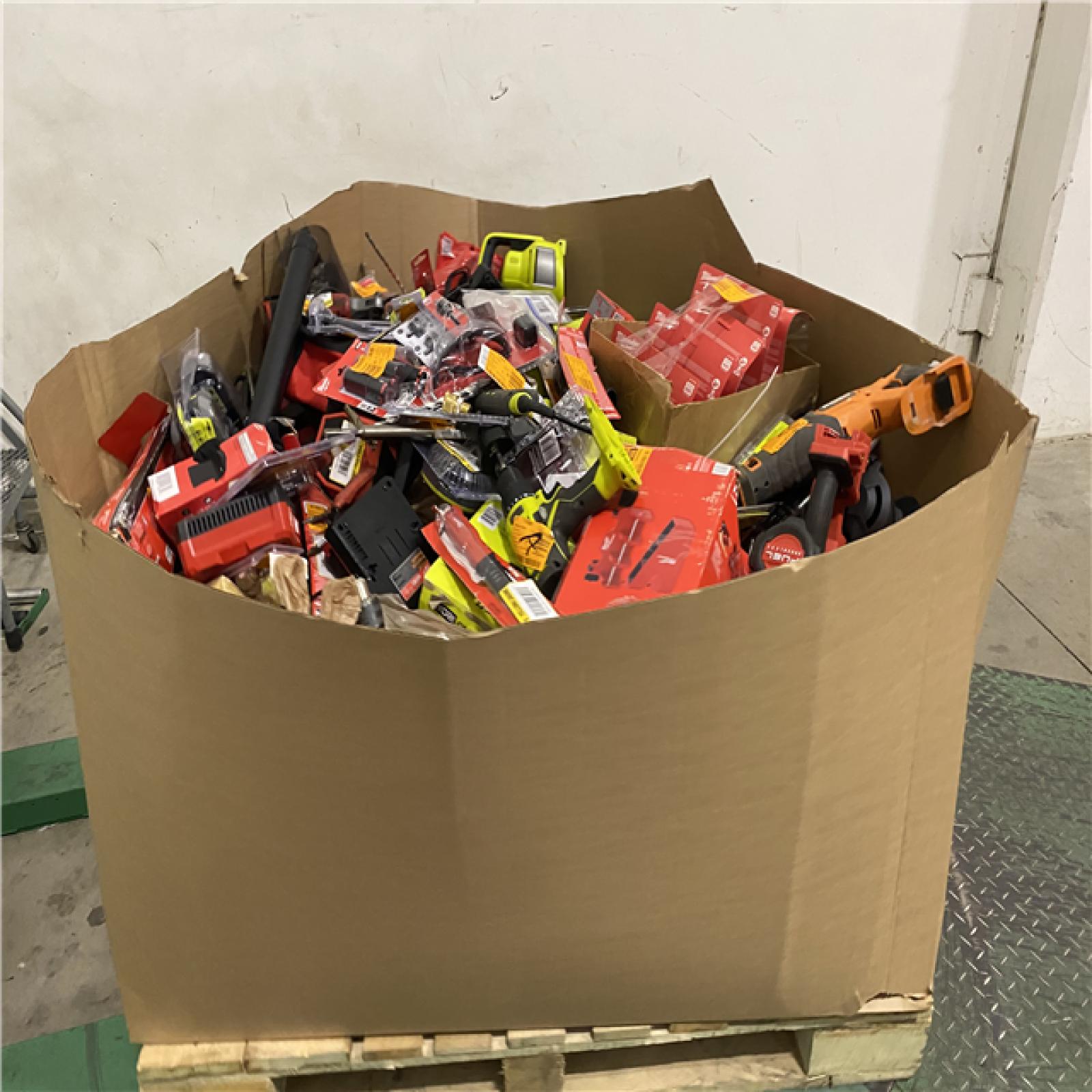 Dallas Location - As-Is Tool Pallet