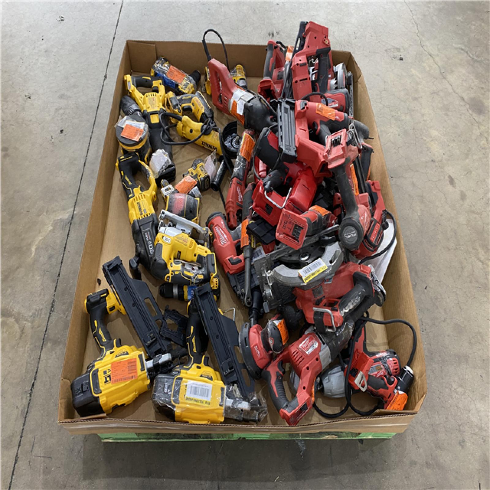 Houston Location AS IS - Tool Pallet