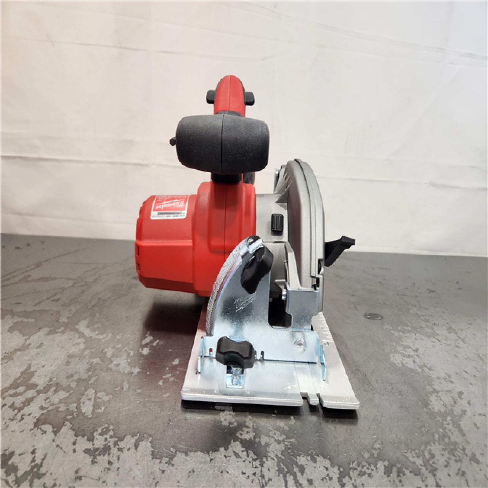 AS-IS- Milwaukee 18V Lithium-Ion Cordless 6-1/2 in. Circular Saw (Tool-Only)