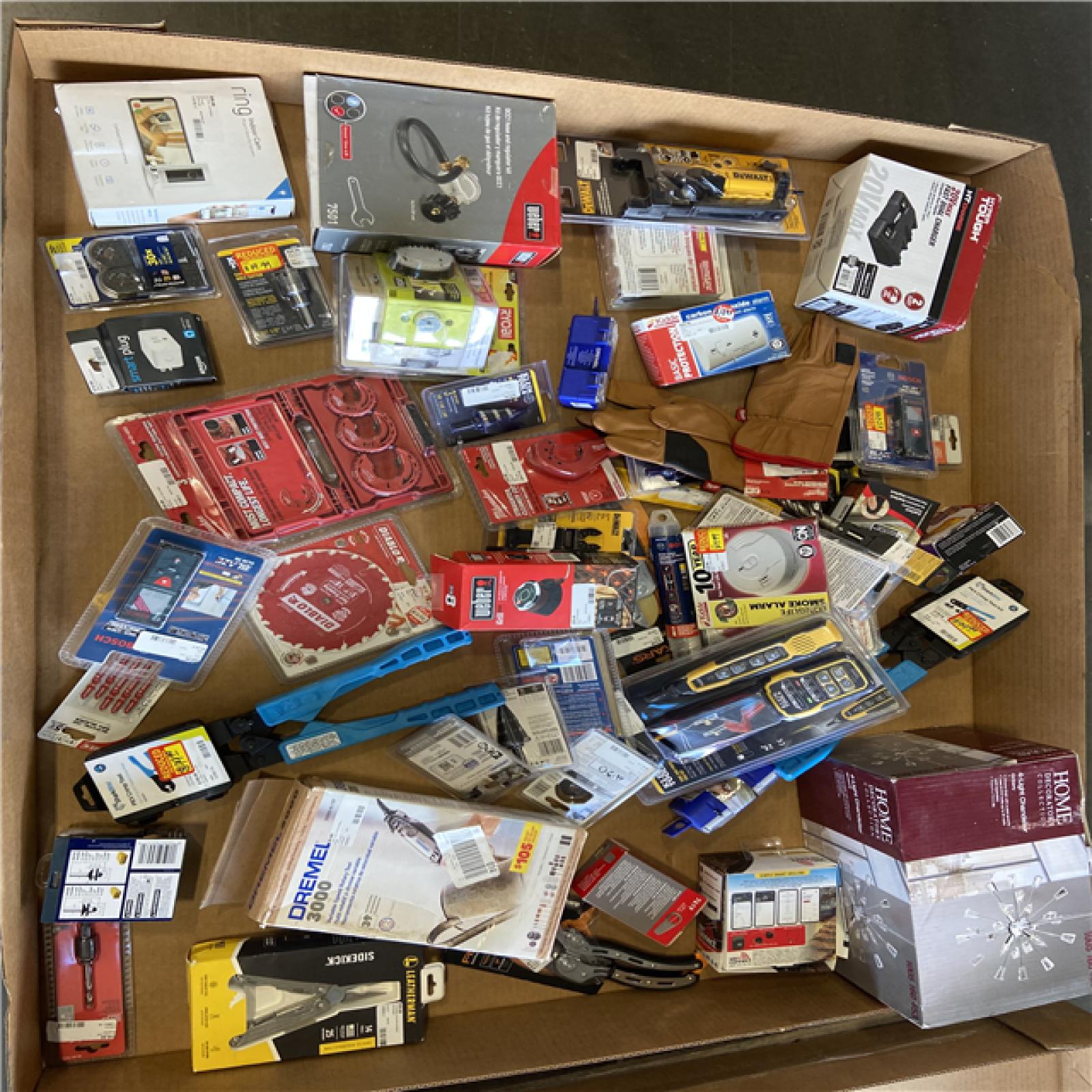 DALLAS LOCATION - AS-IS MISCELLANEOUS TOOL PALLET