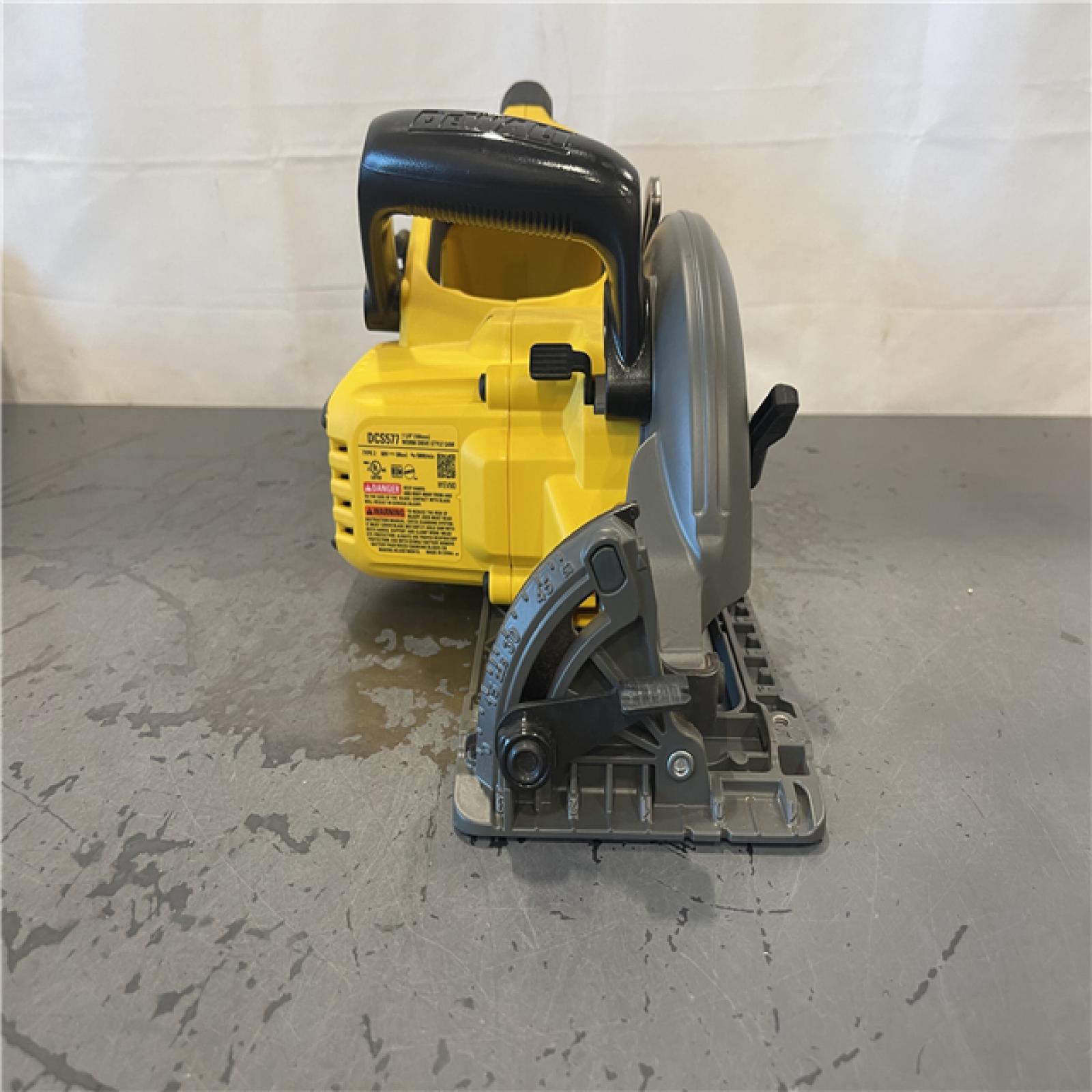 AS-IS- DEWALT FLEXVOLT 60V MAX Cordless Brushless 7-1/4 in. Wormdrive Style Circular Saw (Tool Only)