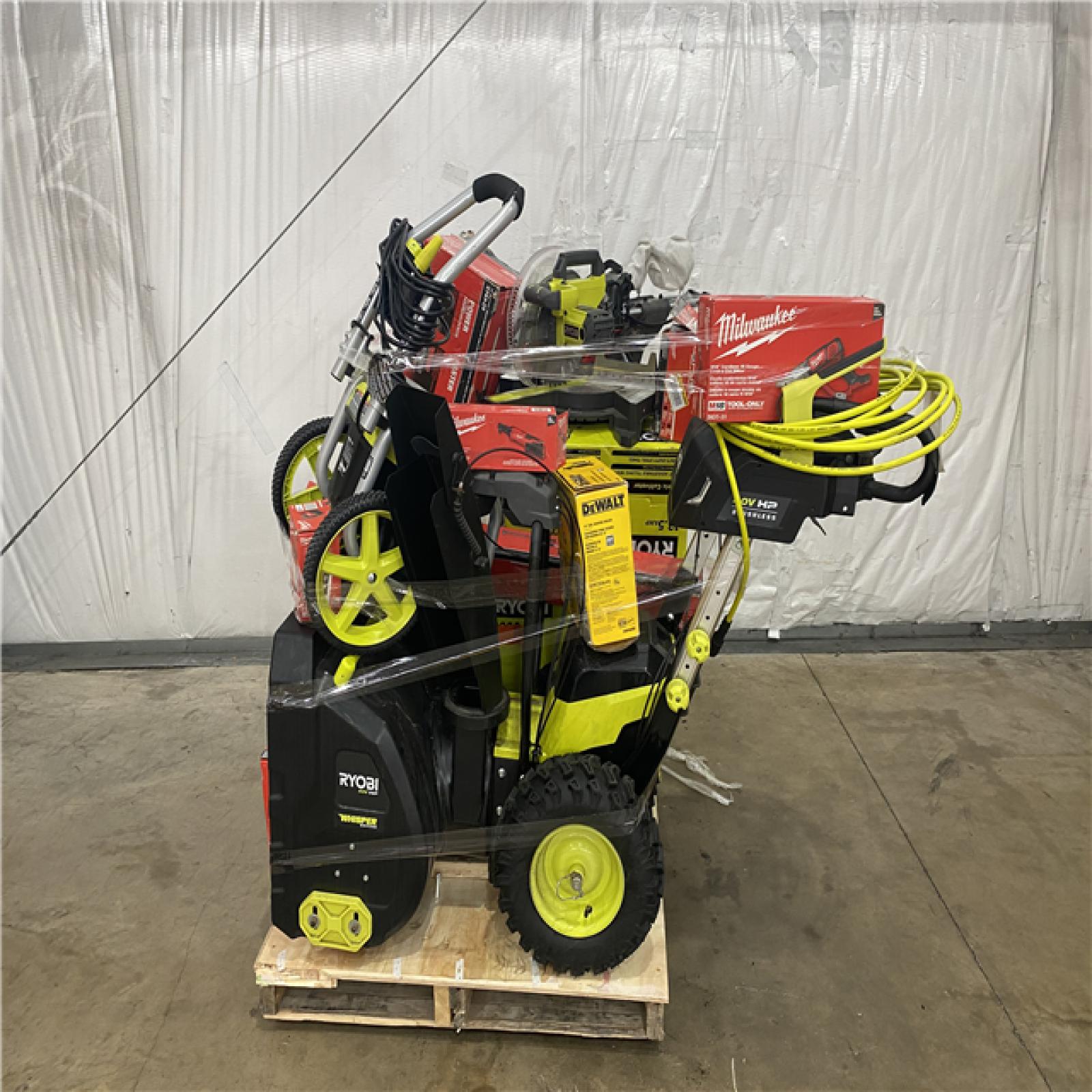 Houston Location AS IS - Tool Pallet