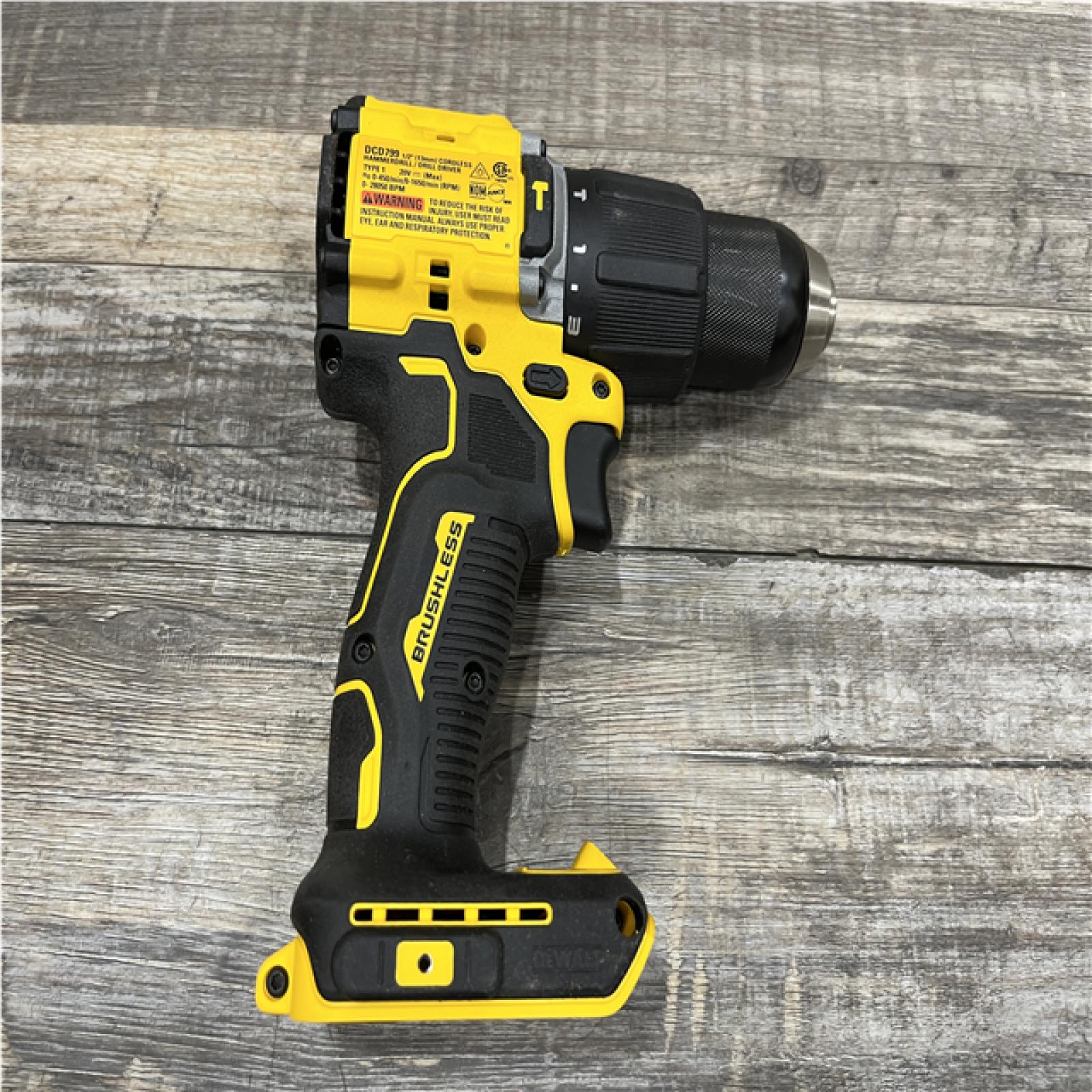 AS-IS DEWALT ATOMIC 20V Lithium-Ion Cordless 1/2 in. Hammer Drill Kit