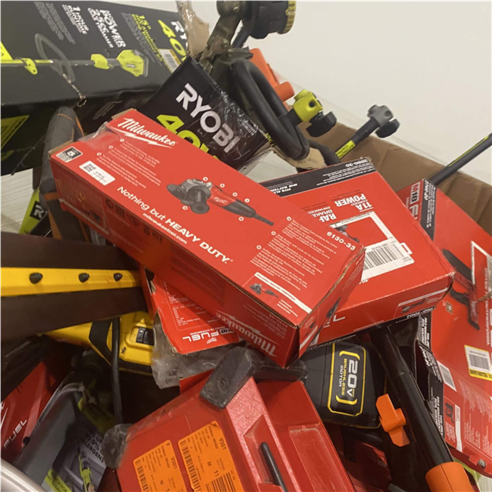 Dallas Location - As-Is Tool Pallet