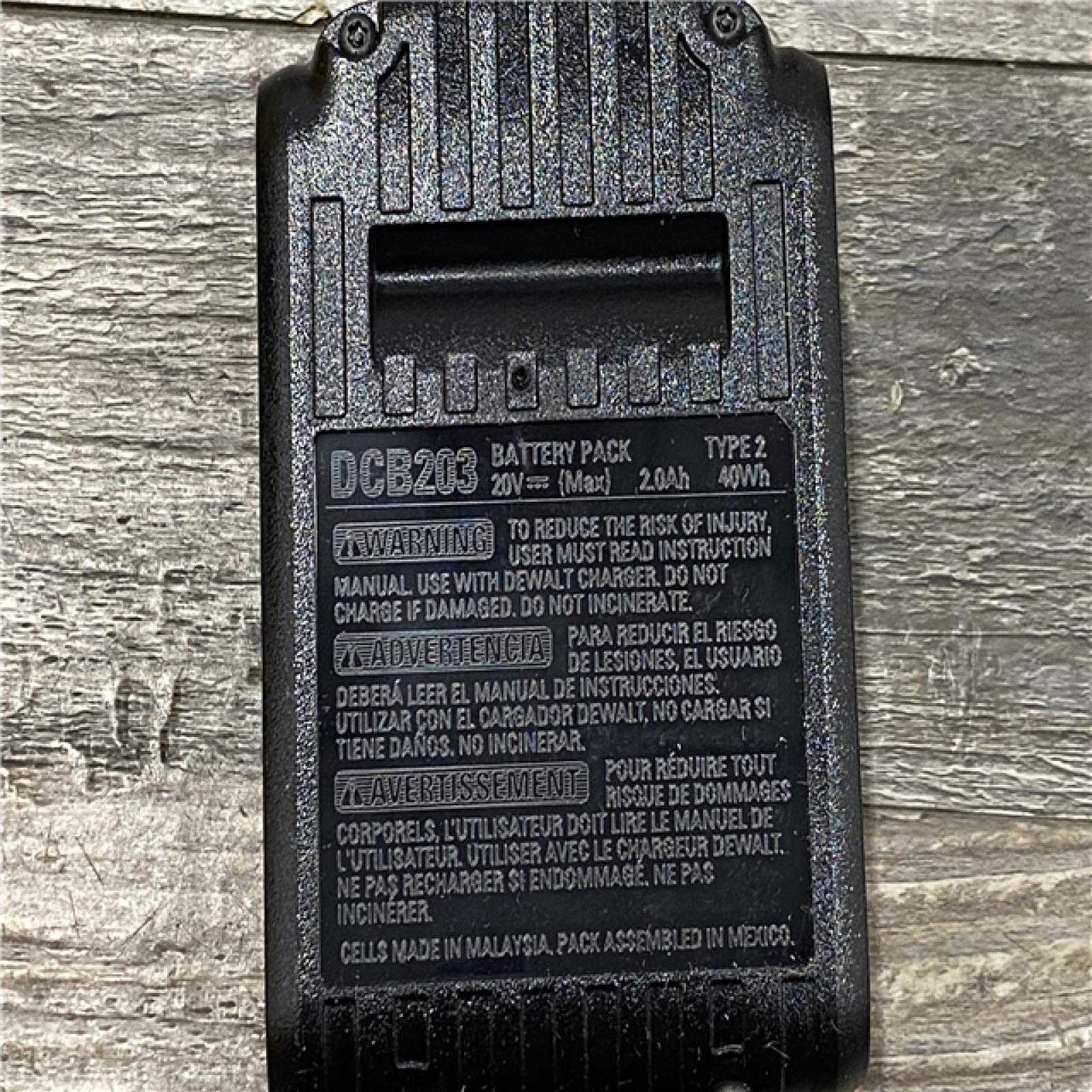 AS-IS DEWALT Atomic 20V Max Lithium-Ion Brushless Cordless Compact 1/4 in. Impact Driver Kit