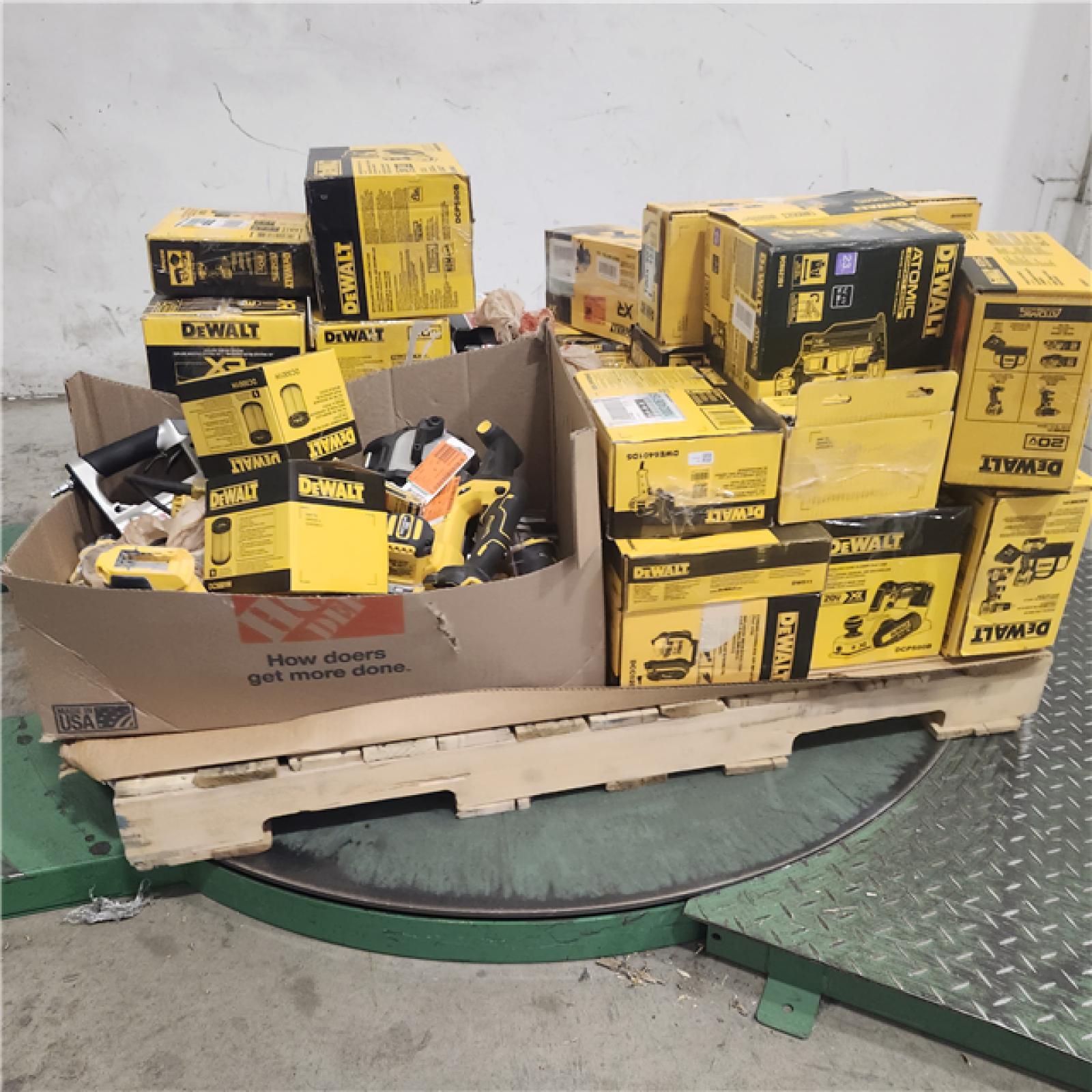 Dallas Location - As-Is DEWALT Tool Pallet