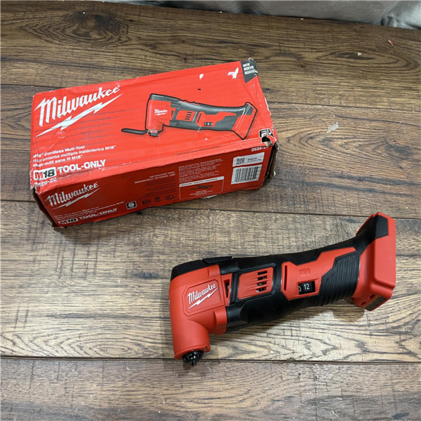 AS IS Milwaukee 2626-20 M18 Lithium-Ion Cordless Multi-Tool (Tool Only)