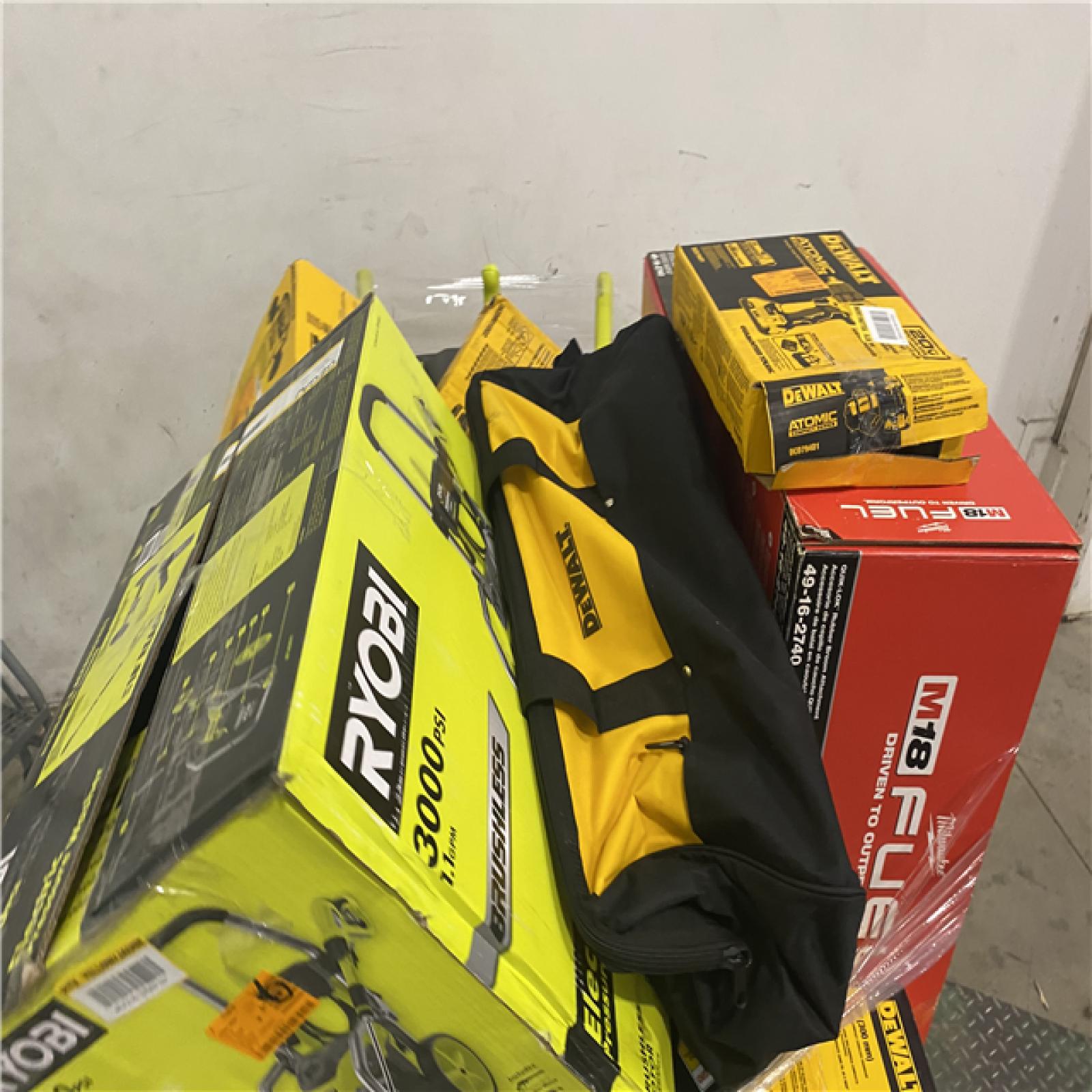 Dallas Location - As-Is Tool Pallet