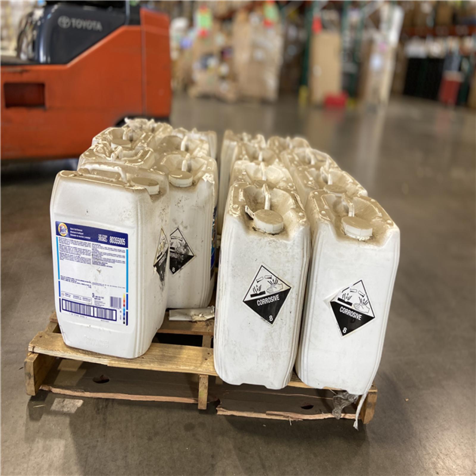 DALLAS LOCATION - Tide® Professional P&G Pro Line Stain and Soil Remover PALLET - (15 UNITS)