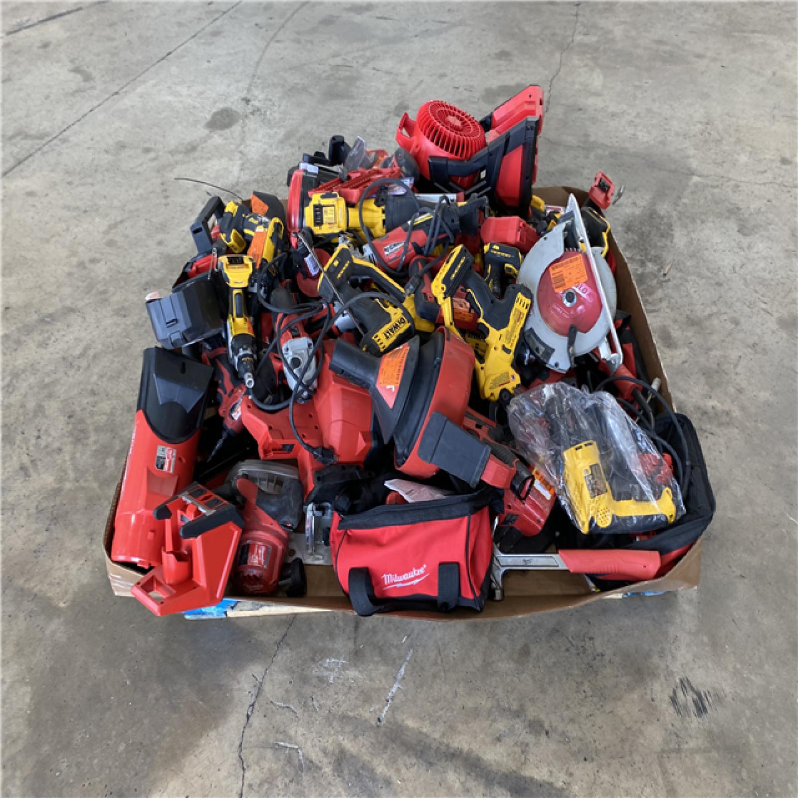 Houston Location AS IS - Tool Pallet