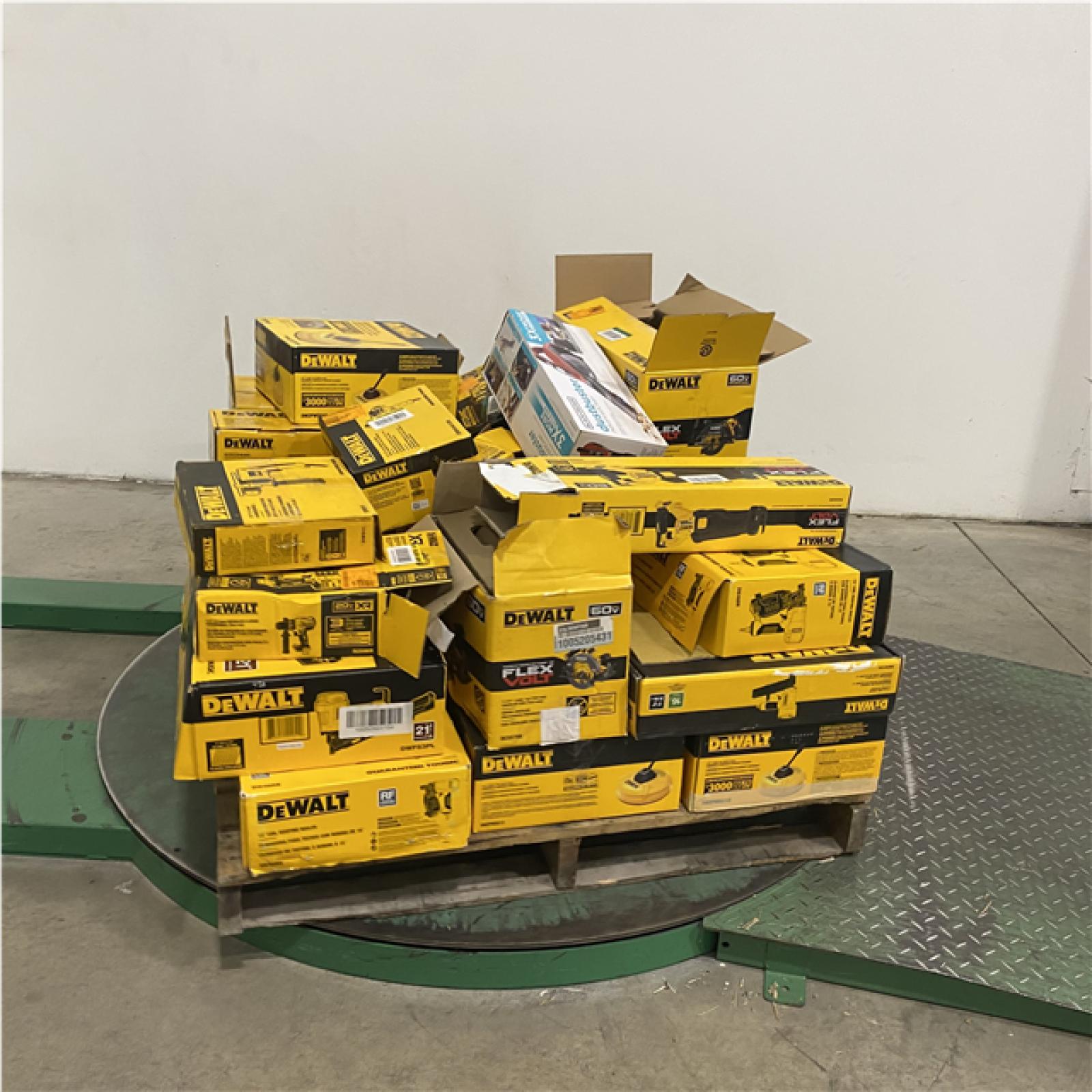 Dallas Location - As-Is Tool Pallet