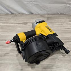 LIKE NEW! - DeWalt DW66C-1 15 Degree 2-1/2 in. Coil Siding Nailer