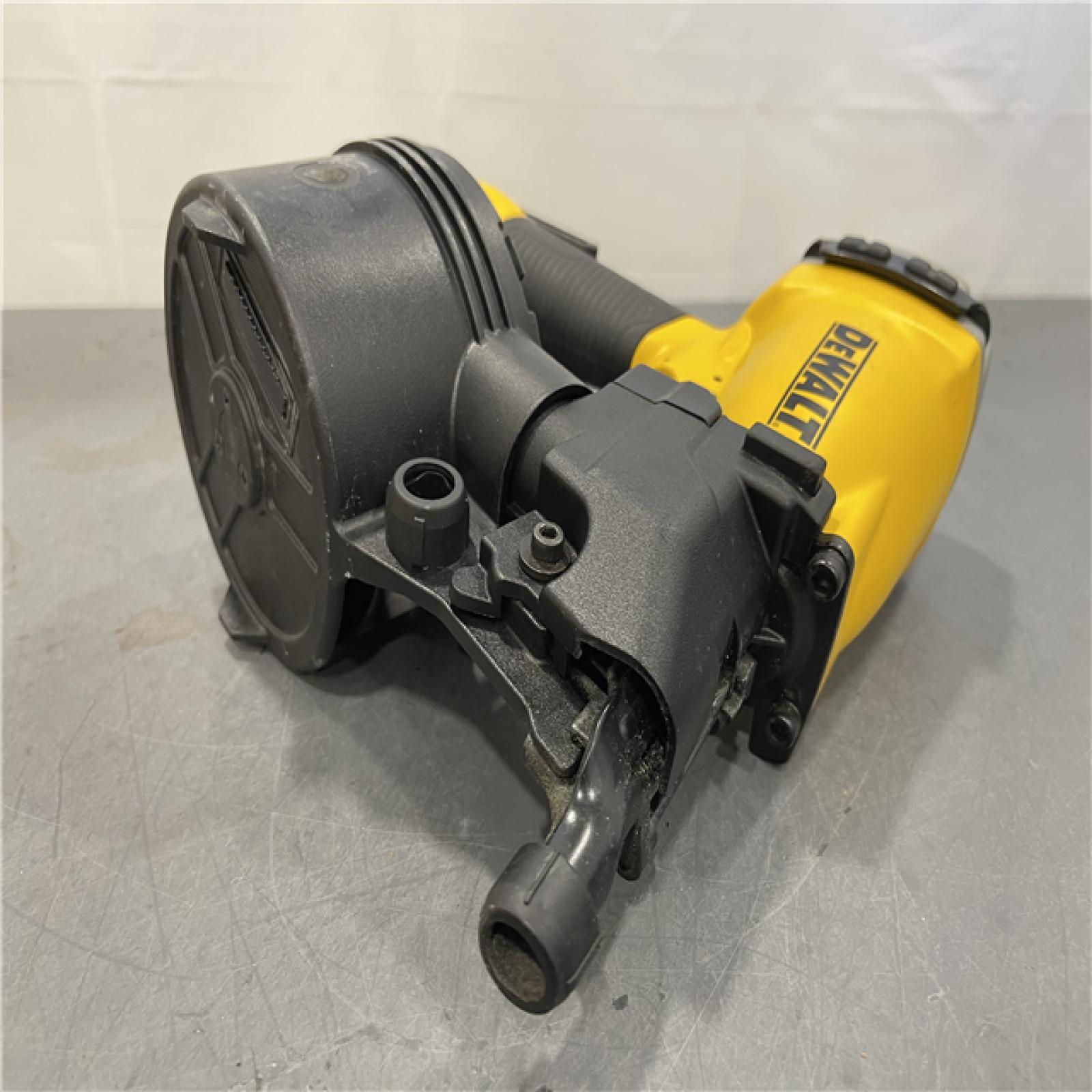 AS-IS - DeWalt Pneumatic 15-Degree Coil Corded Siding Nailer