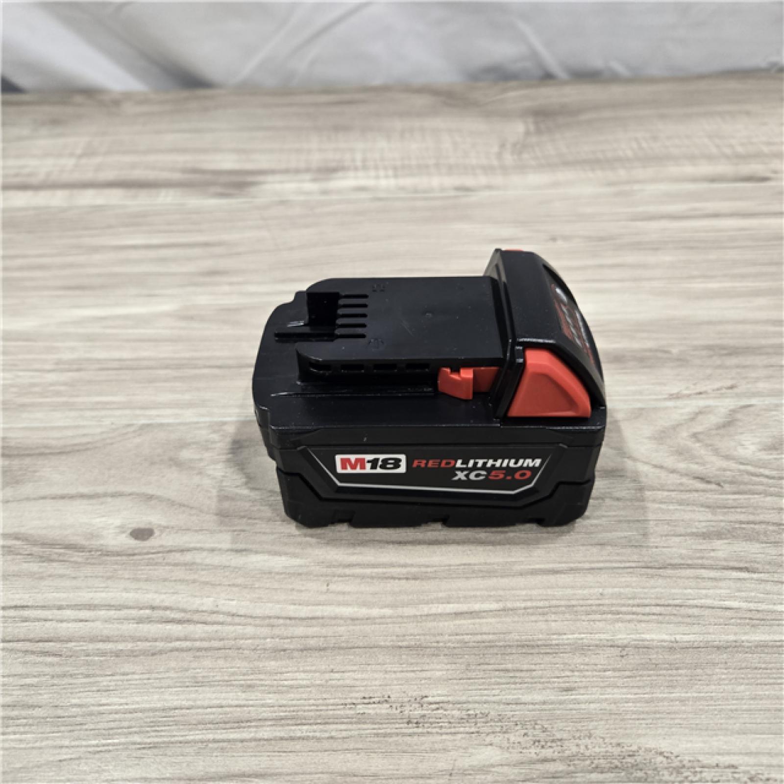 LIKE NEW! - Milwaukee 48-11-1850R M18 18V REDLITHIUM XC5.0 Battery
