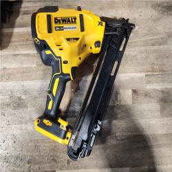 HOUSTON LOCATION - AS-IS DeWalt 15 GA ANGLED FINISH NAILER KIT W/ BATTERY & CHARGER