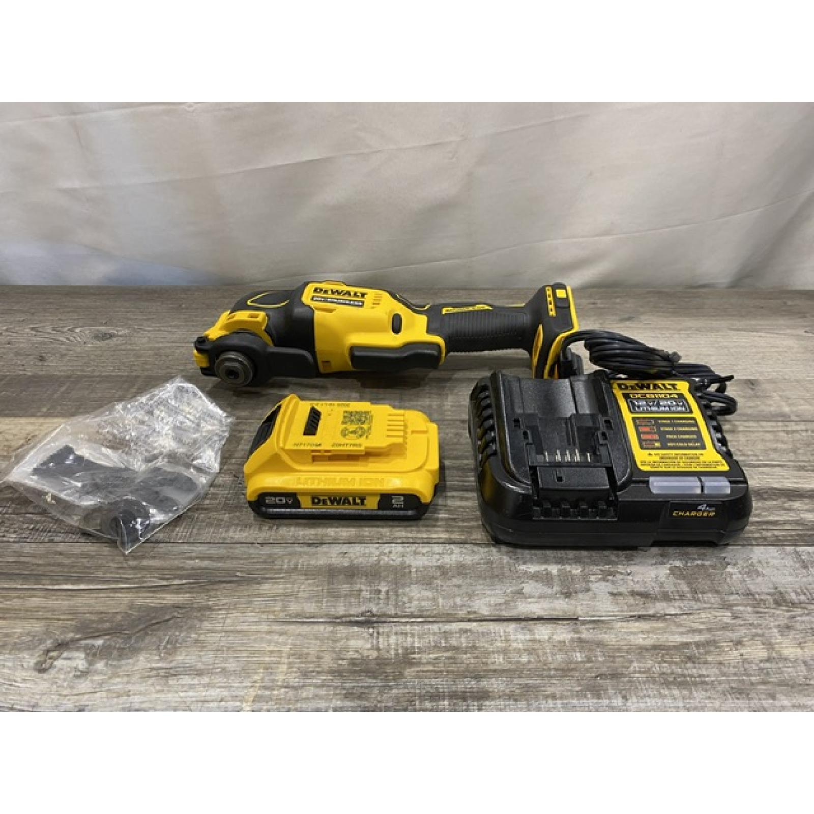AS-IS DEWALT ATOMIC 20V MAX Cordless Brushless Oscillating Multi Tool Kit