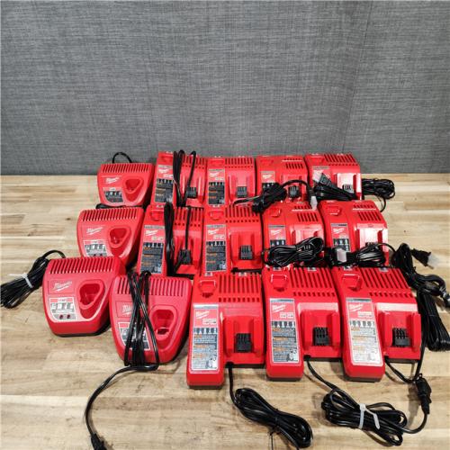 HOUSTON LOCATION - AS-IS MILWAUKEE BATTERY CHARGER PACK QTY - 15
