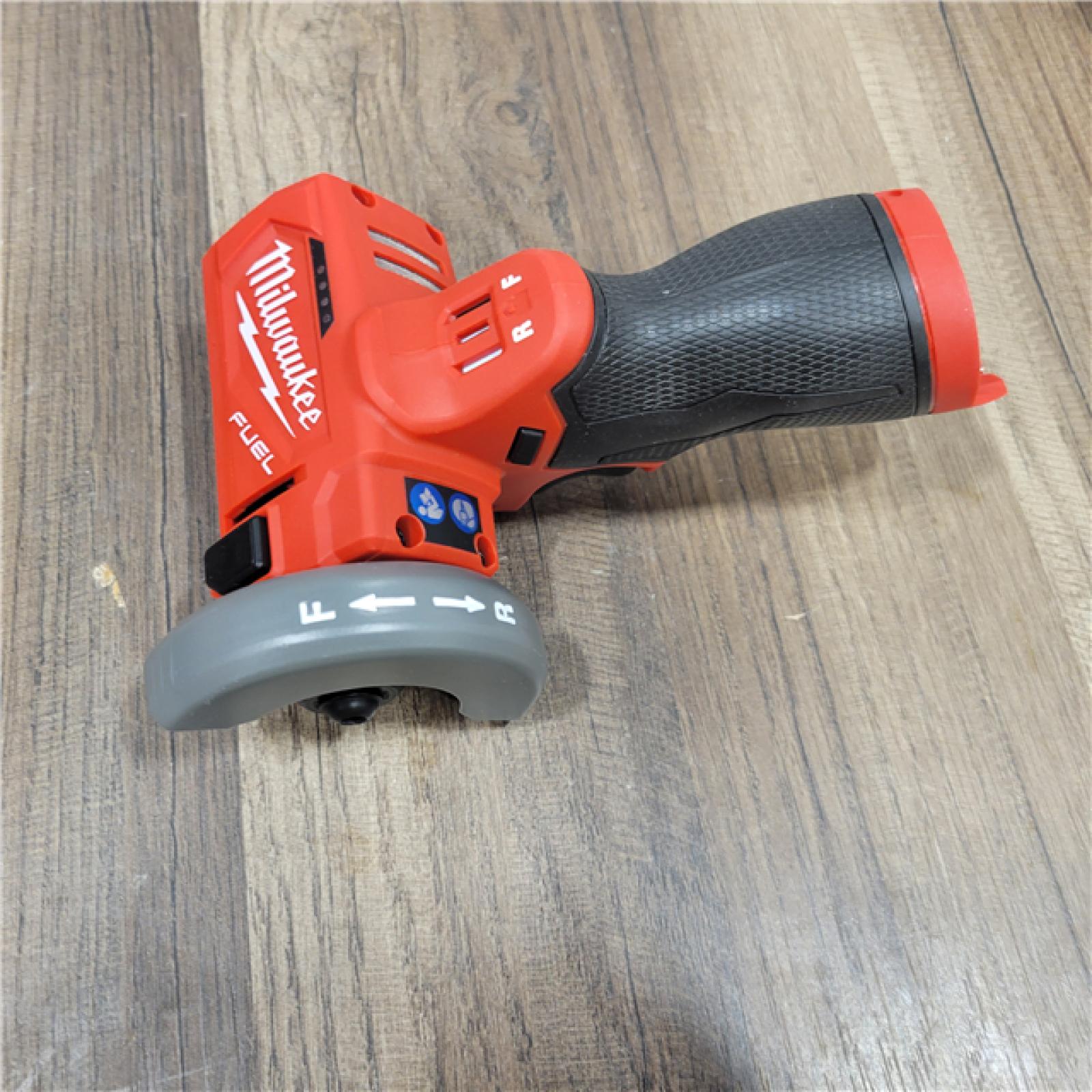 AS-IS  Milwaukee  M12 FUEL 12V 3 in. Lithium-Ion Brushless Cordless Cut Off Saw Kit with One 4.0 Ah Battery Charger and Bag