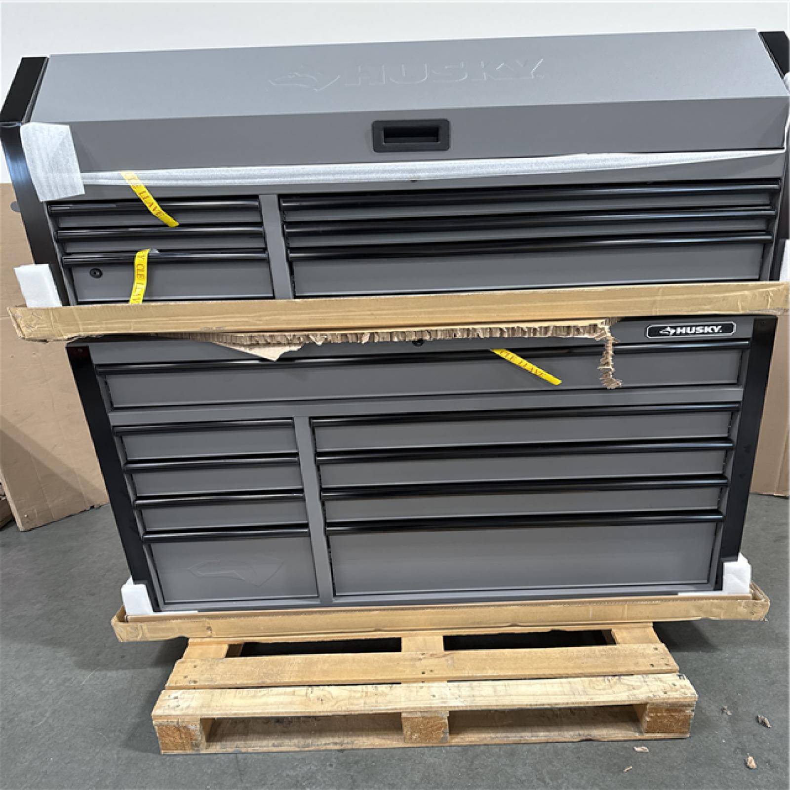 California AS-IS HUSKY Tool Chest & Cabinet Combo 15-Drawers; Appears in Excellent Condition