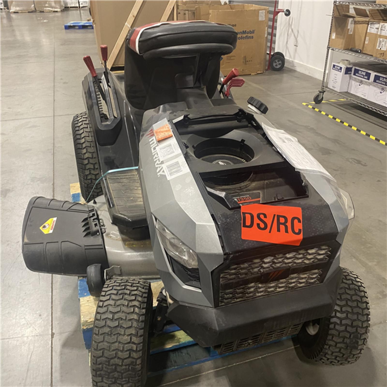 Dallas Location - As-Is  Murray MT100 42 in. 13.5 HP 500cc Briggs Gas Tractor